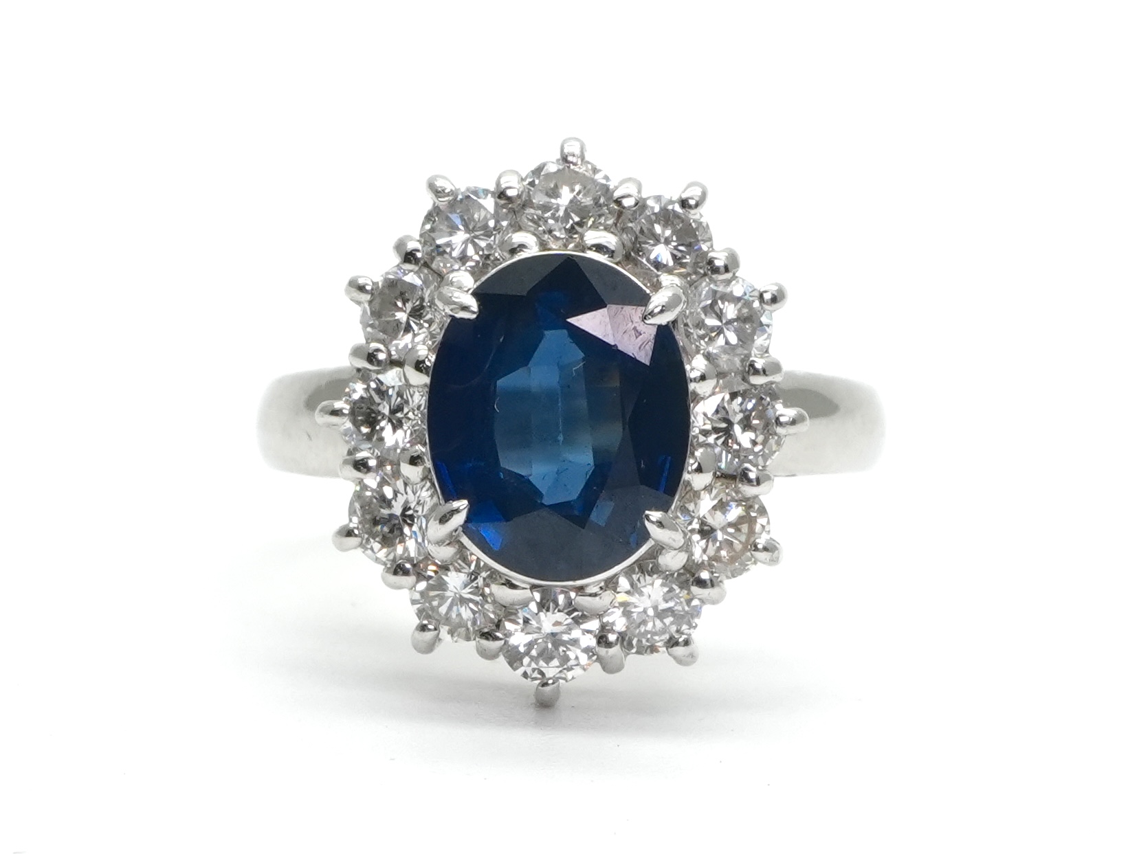 投稿記事「サファイア ダイヤ リング Pt900 2.38ct 1.12ctを買取しました！」の商品画像