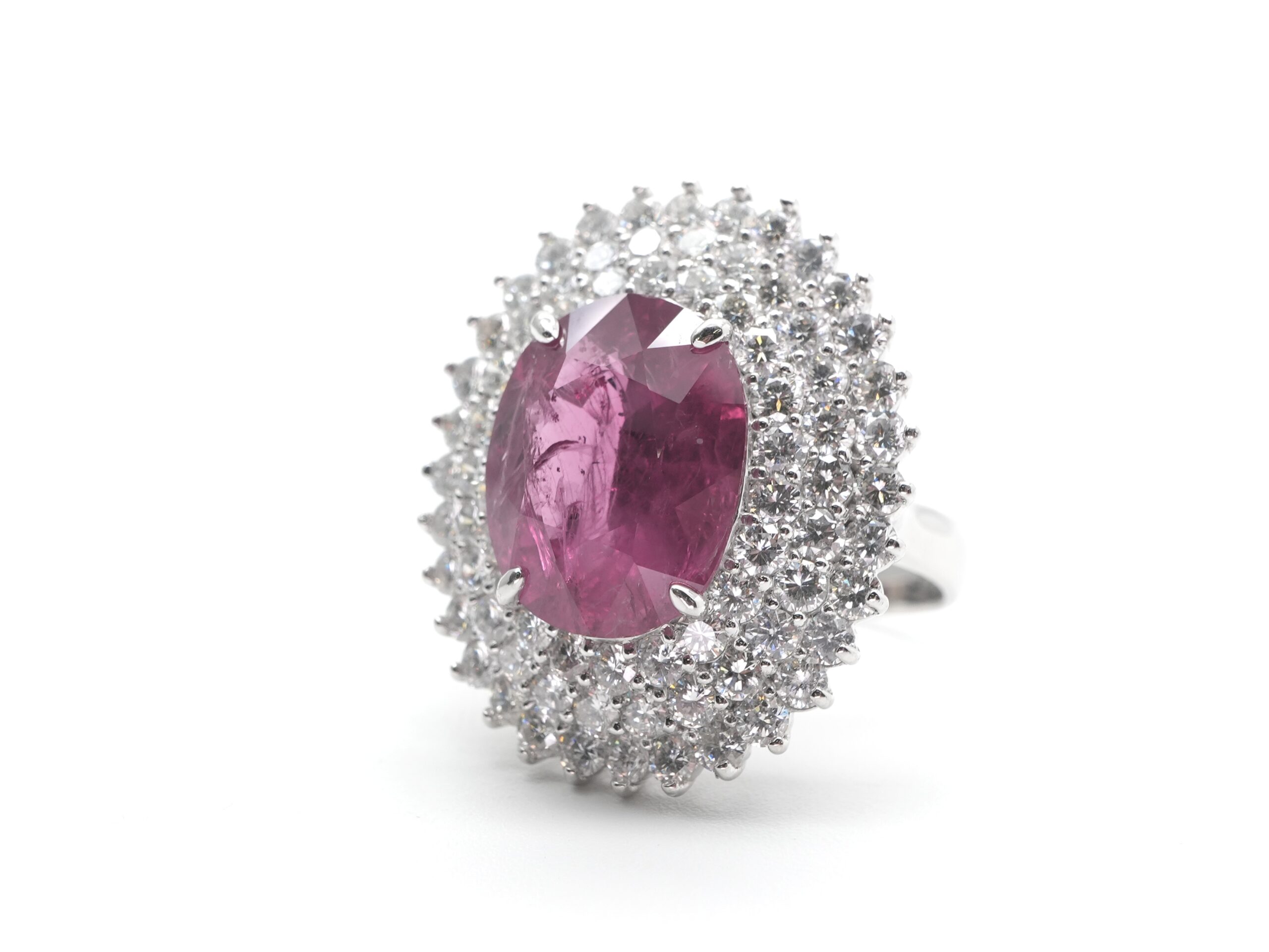 投稿記事「ルビー ダイヤ リング Pt900 8.367ct D3.23ctを買取しました！」の商品画像