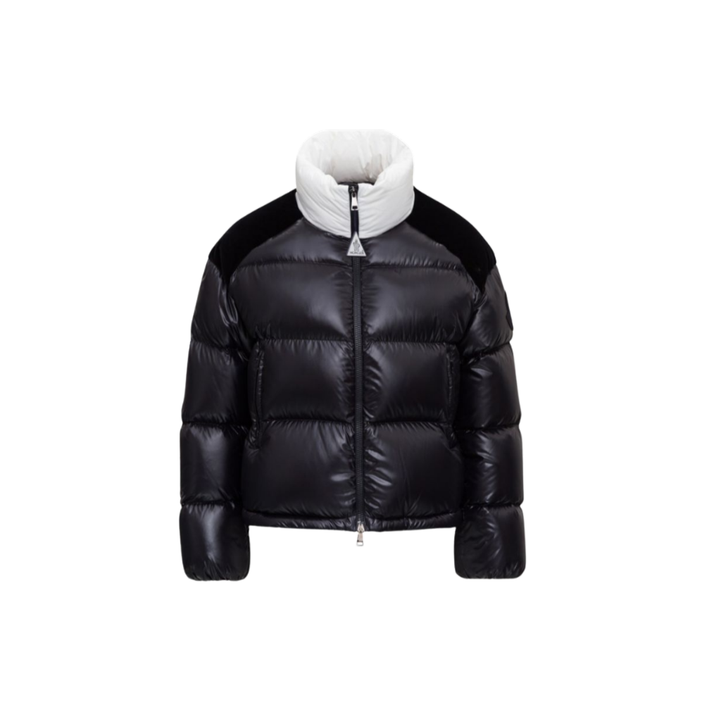 モンクレール(MONCLER)買取ならおもいお｜ダウンジャケット 高価買取