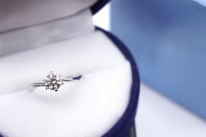投稿記事「ガラジュエリーのダイヤモンドリングを高価買取いたしました！」の商品画像