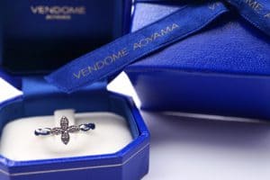 投稿記事「ヴァンドームアオヤマのダイヤリングを高価買取いたしました！」の商品画像