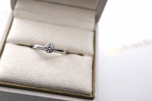 投稿記事「ヴァンドームアオヤマの婚約指輪を高価買取いたしました！」の商品画像