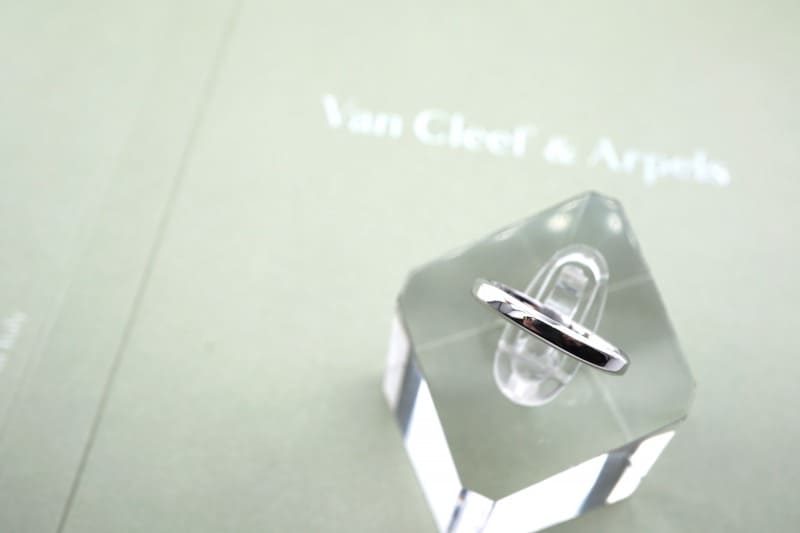 投稿記事「ヴァンクリーフ＆アーペルの結婚指輪を高価買取いたしました！」の商品画像