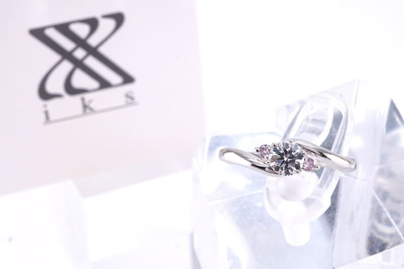 投稿記事「iksの婚約指輪を高価買取いたしました！」の商品画像