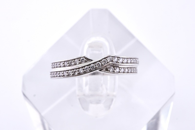 投稿記事「ハリーウィンストンの結婚指輪を高価買取いたしました！」の商品画像