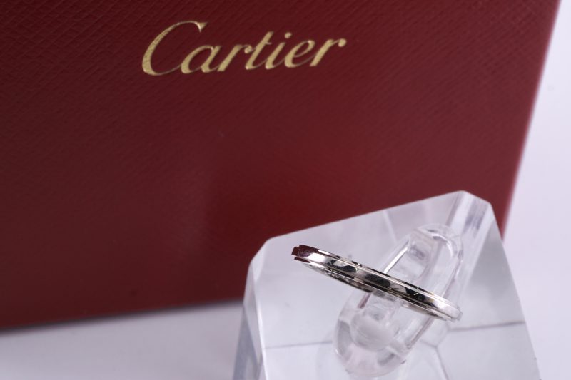 投稿記事「カルティエの結婚指輪ダムールリングを高価買取いたしました！」の商品画像