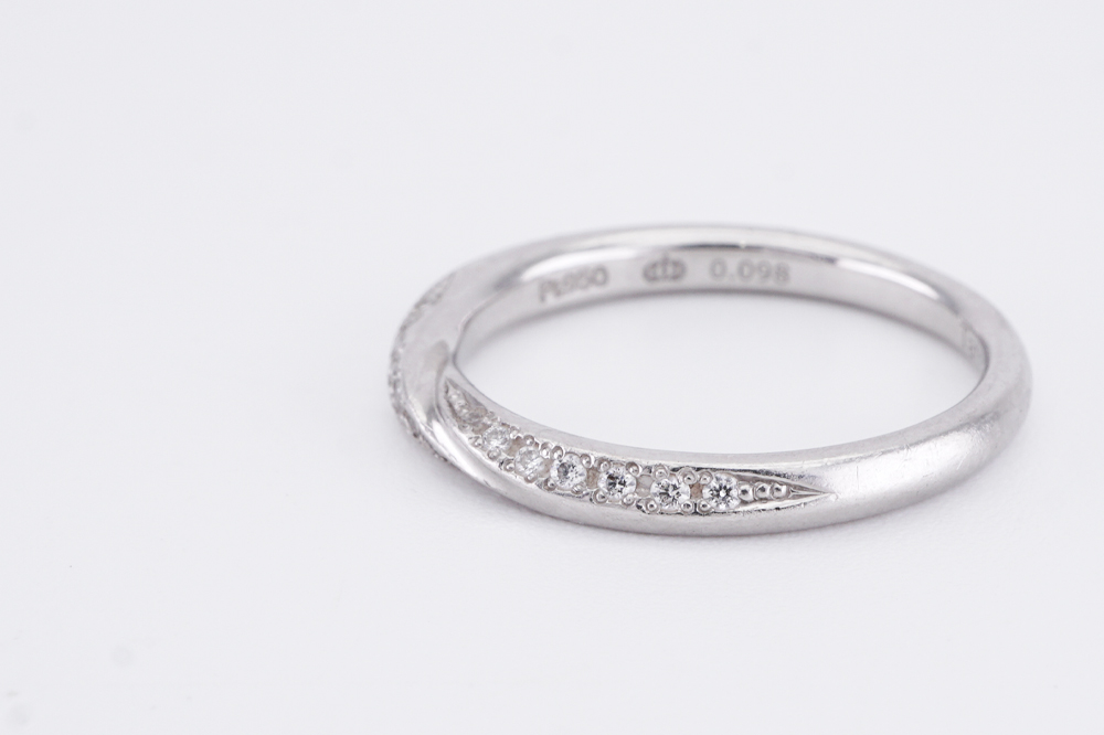 投稿記事「エクセルコ ダイヤリングを買取しました！」の商品画像