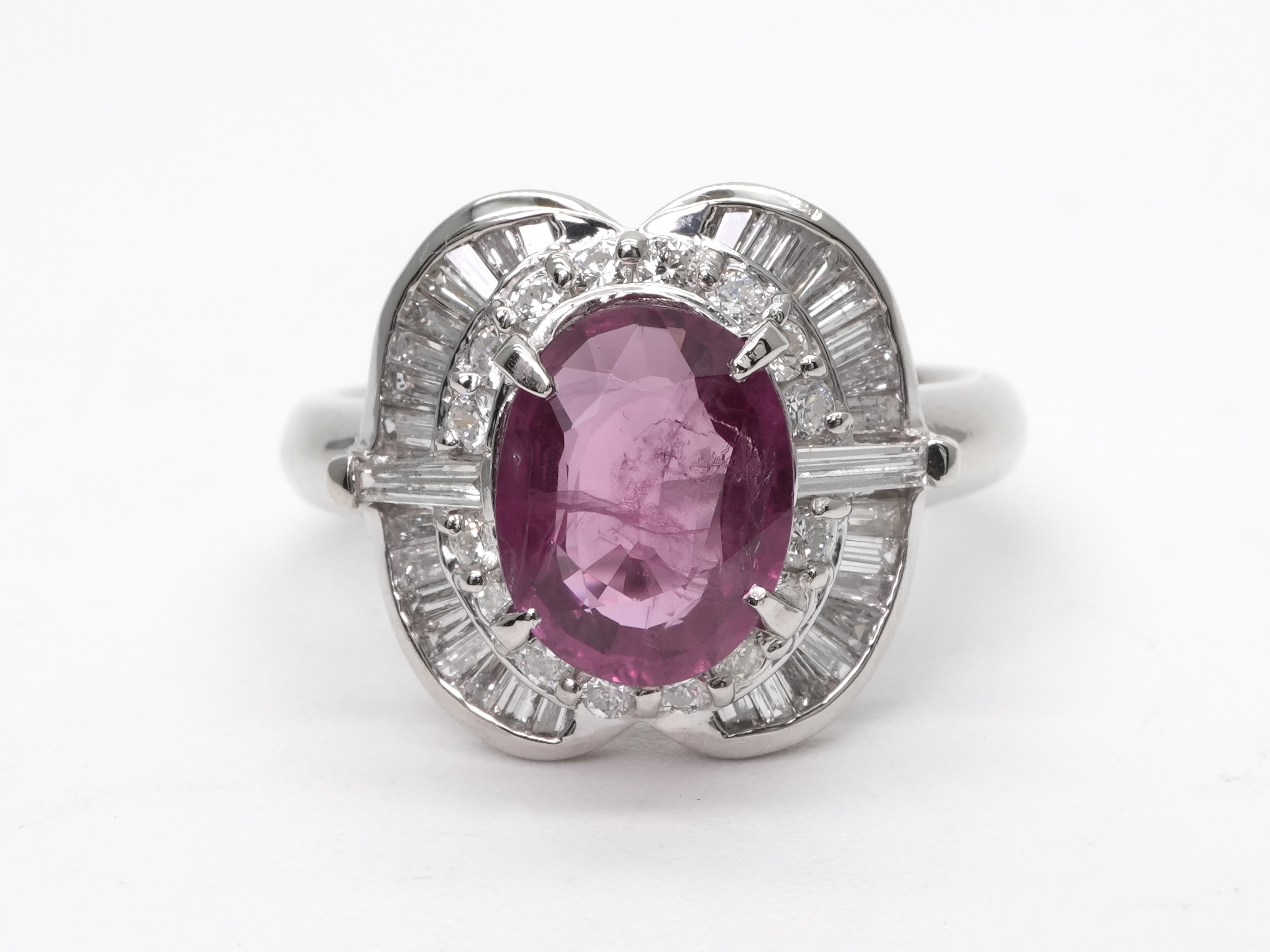 投稿記事「ルビー ダイヤ リング Pt900 2.31ct 0.74ctを買取しました！」の商品画像