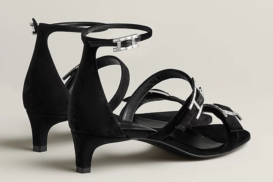 エルメスのサンダル（リヴ）