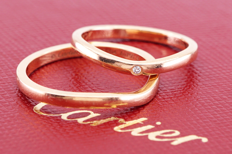 投稿記事「カルティエ バレリーナ カーブ ウェディングリング ペアを買取しました！」の商品画像