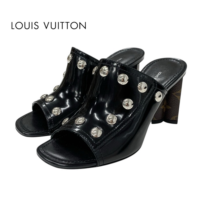 投稿記事「ルイヴィトン シルエットライン モノグラム レザー スタッズ サンダル ブラックを買取しました！」の商品画像