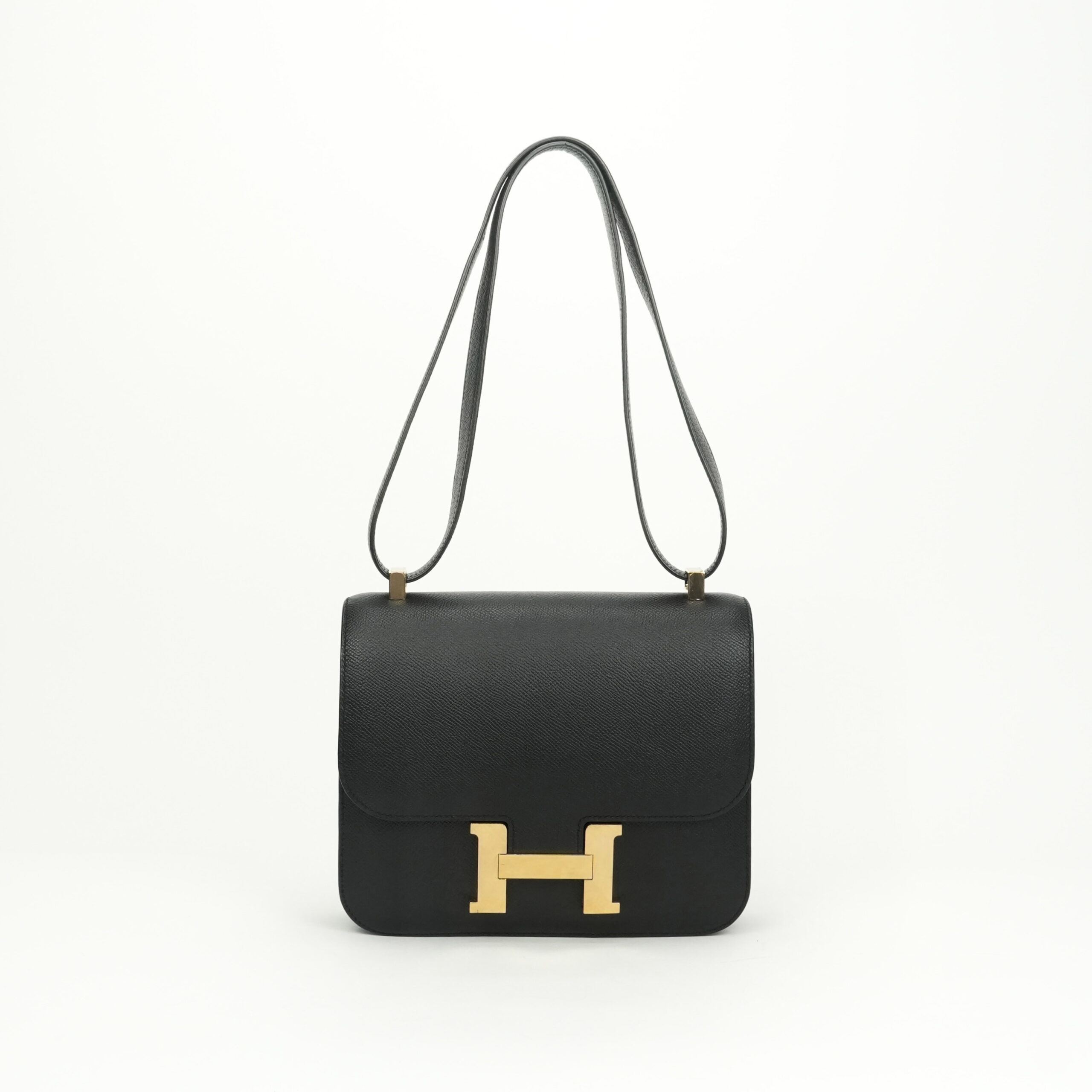 投稿記事「エルメス コンスタンス3 24 エプソン ブラック ゴールド金具を買取しました！」の商品画像