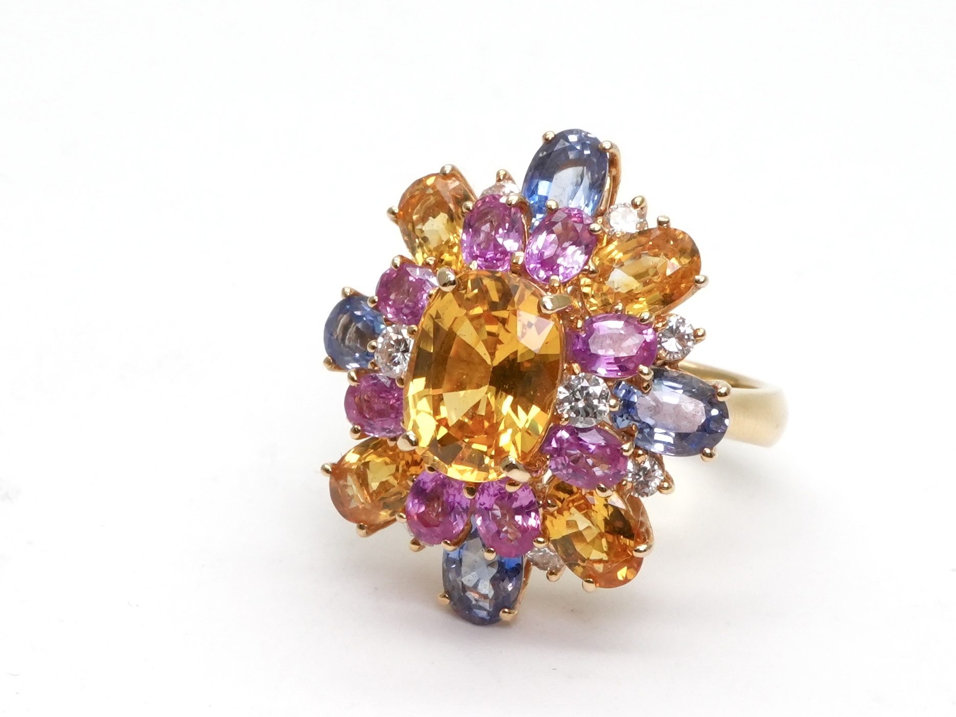 投稿記事「ポンテヴェキオ マルチストーンリング K18 3.32ct 6.78ct 0.44ctを買取しました！」の商品画像