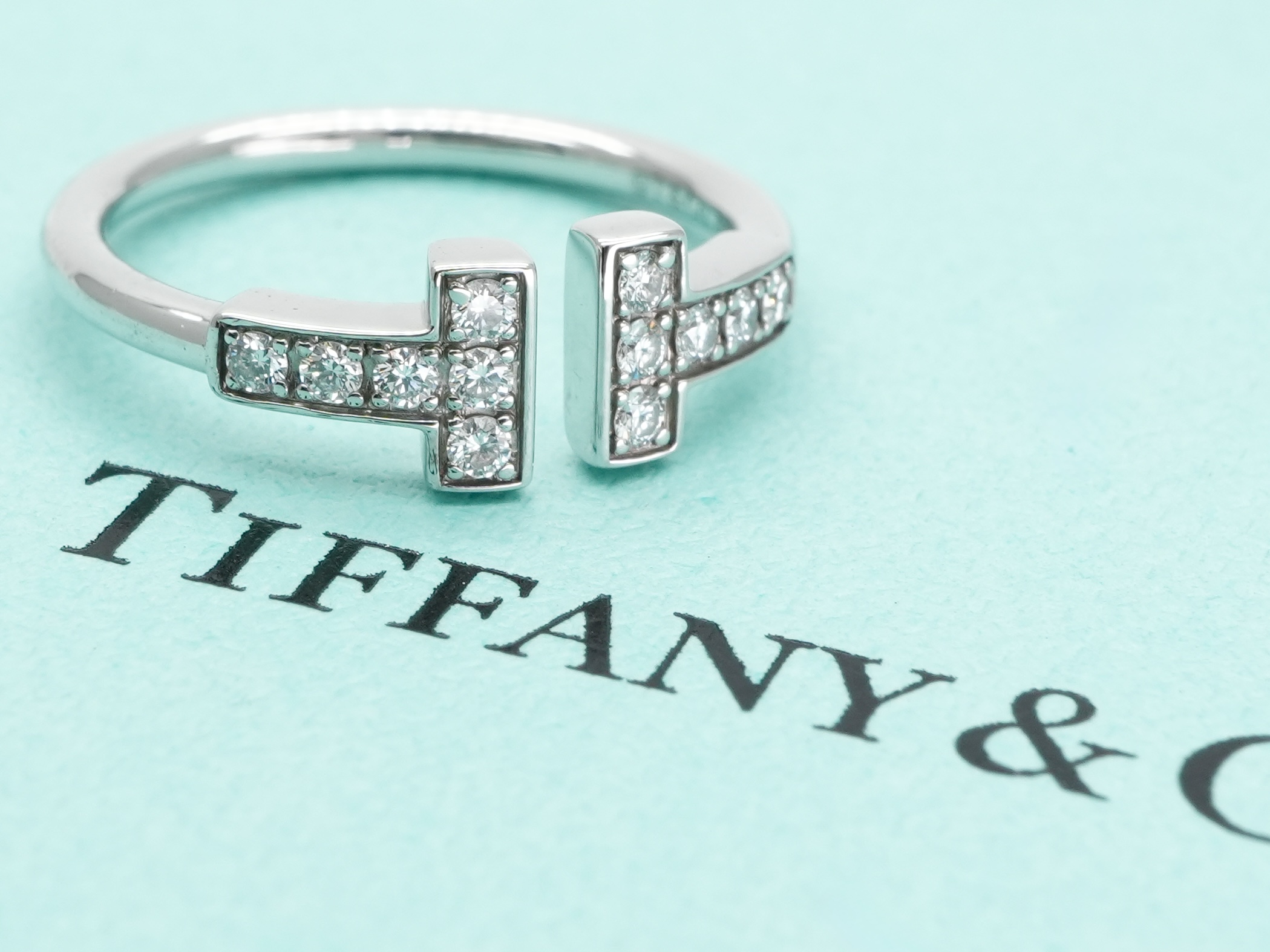 投稿記事「ティファニー Tワイヤー ダイヤリングを買取しました！」の商品画像