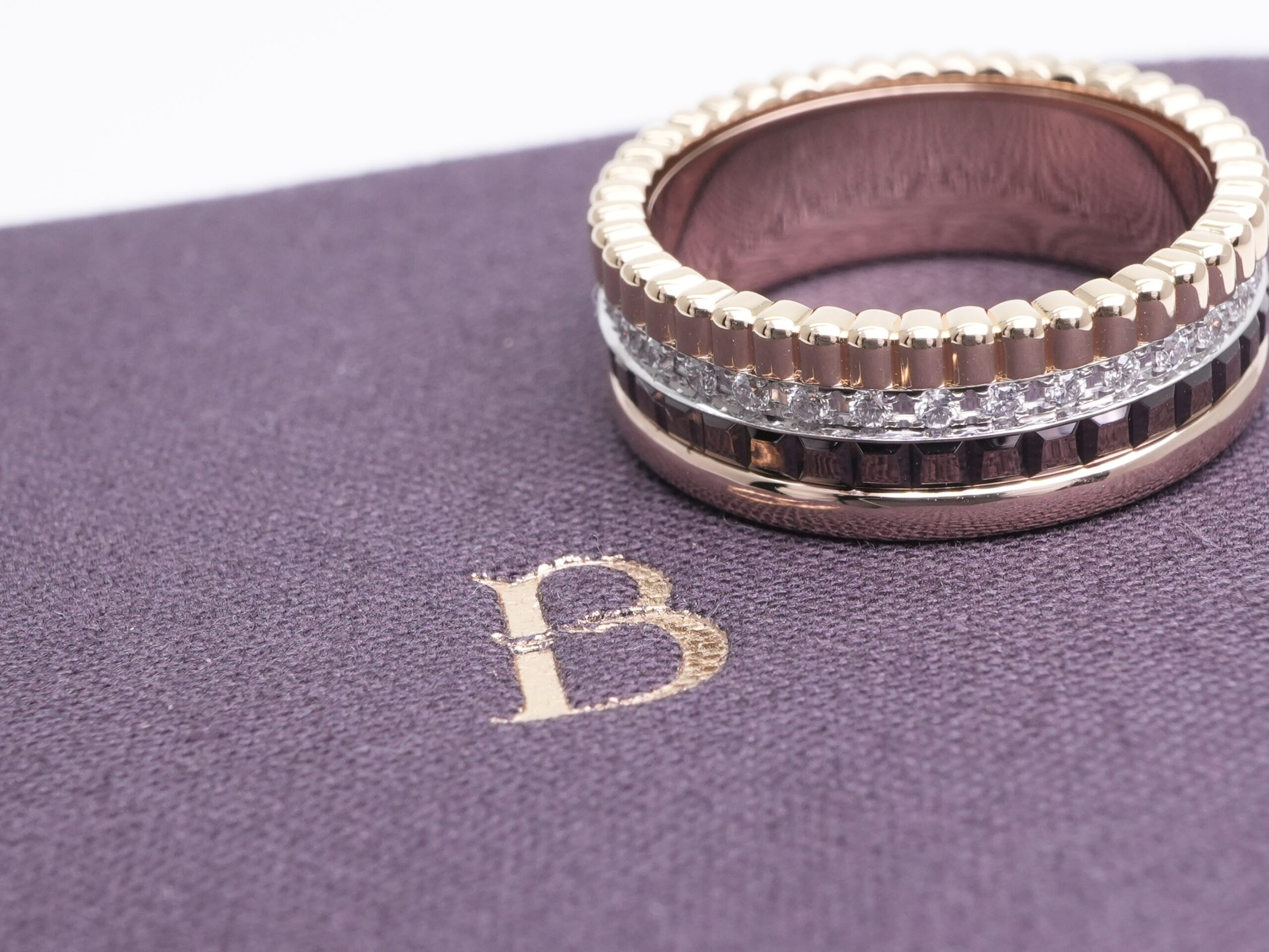 投稿記事「ブシュロン キャトル クラシック リング スモール ダイヤを買取しました！」の商品画像