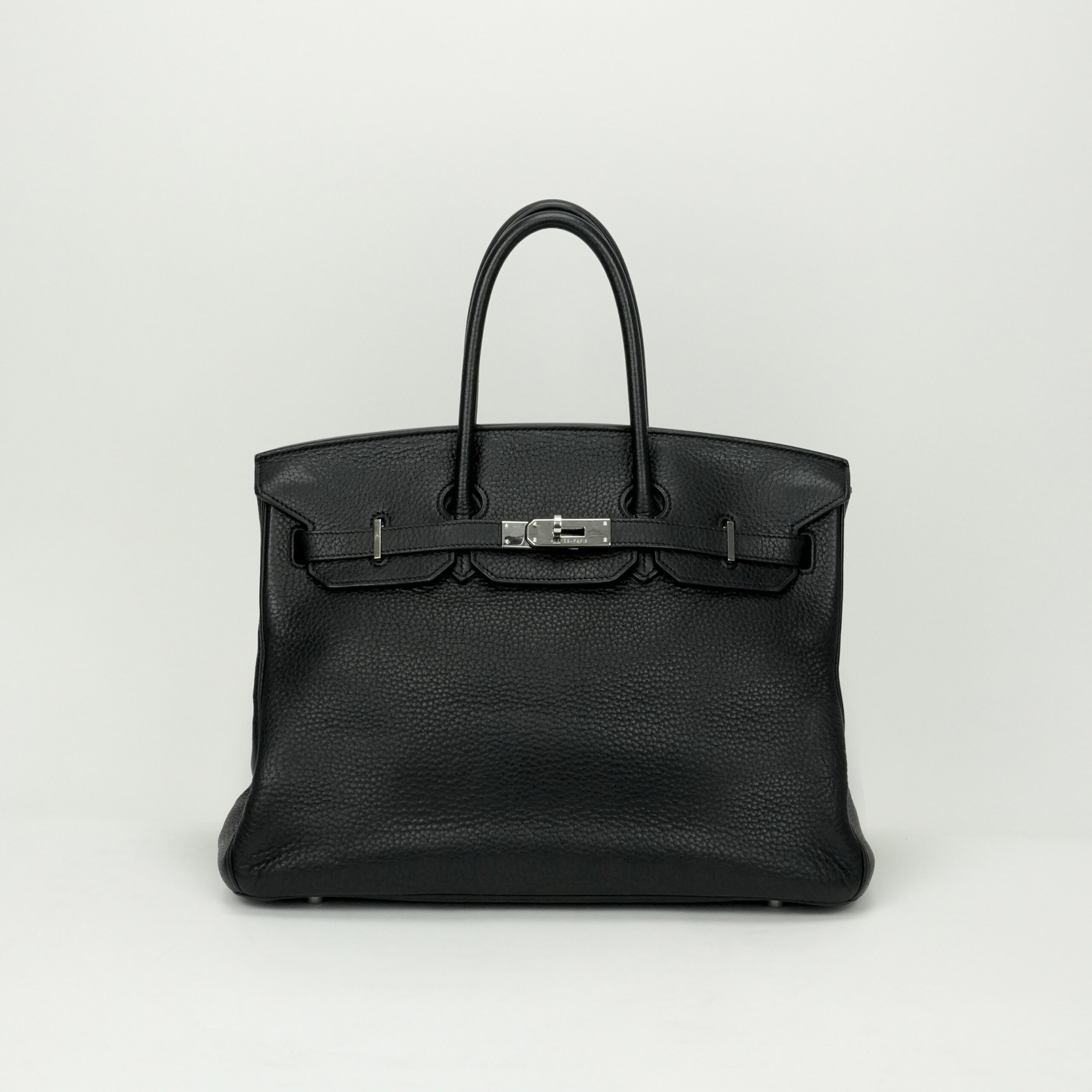 投稿記事「エルメス バーキン35 トリヨンクレマンス ブラック シルバー金具を買取しました！」の商品画像