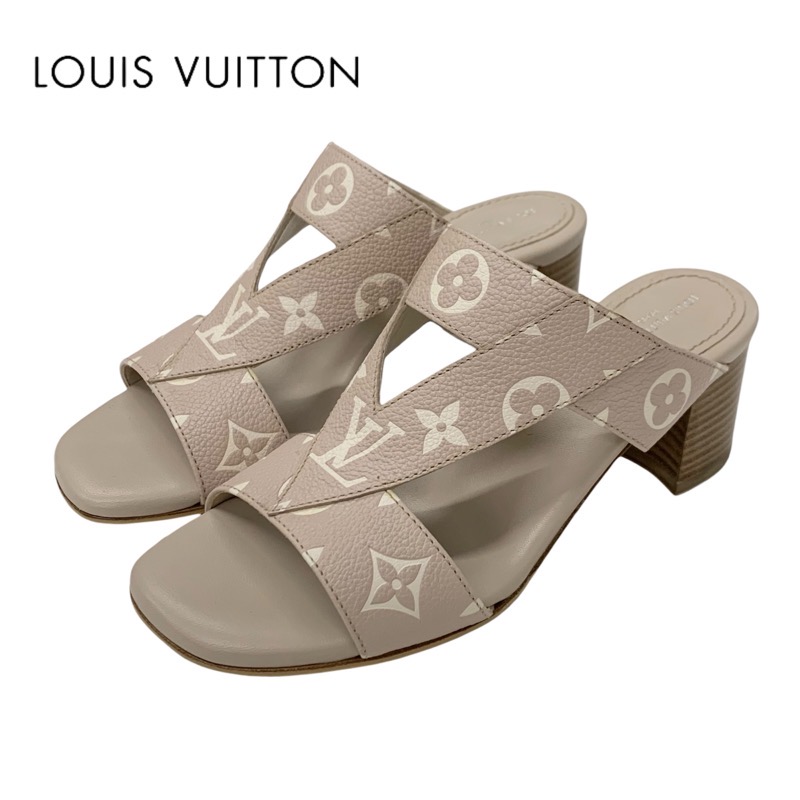 投稿記事「ルイヴィトン クロワジエール モノグラム レザー サンダル ベージュを買取しました！」の商品画像