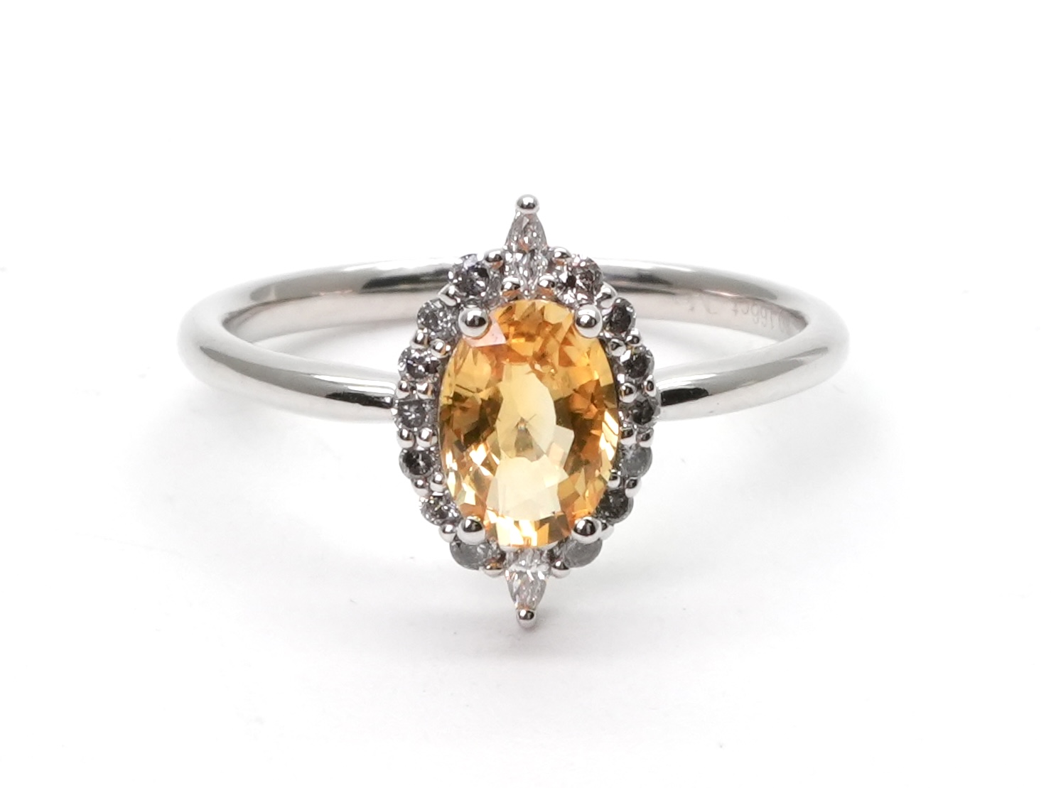 投稿記事「イエローサファイア ダイヤ リング ｋ18WG D0.166tを買取しました！」の商品画像