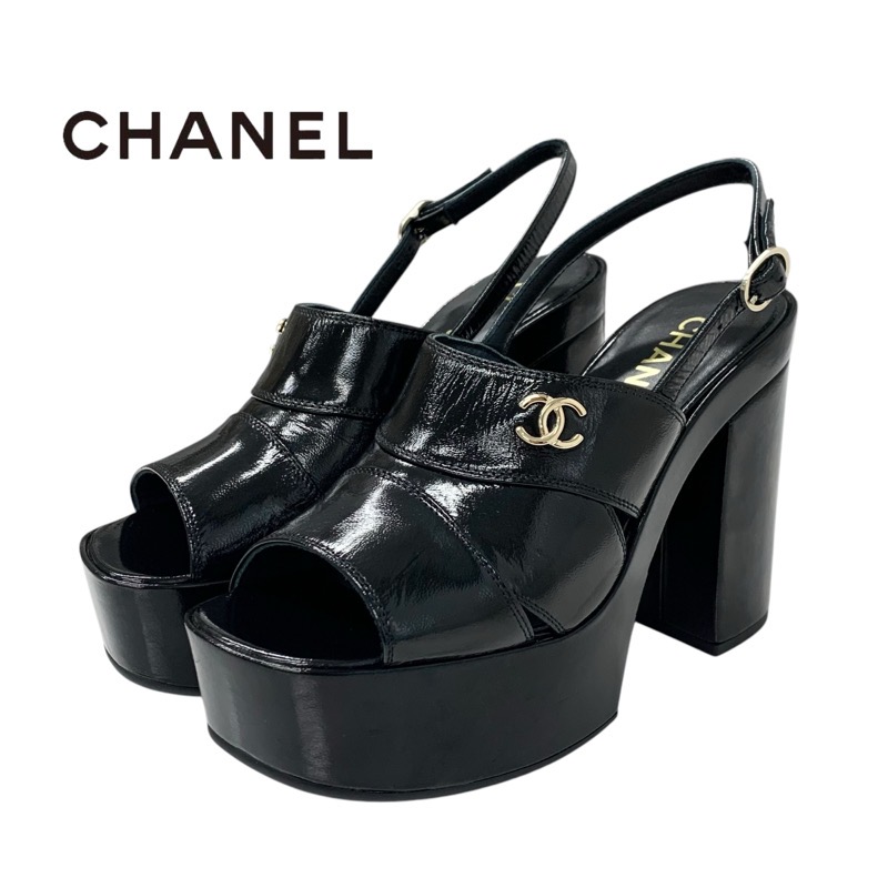 投稿記事「シャネル ココマーク レザー ストラップ サンダル ブラックを買取しました！」の商品画像