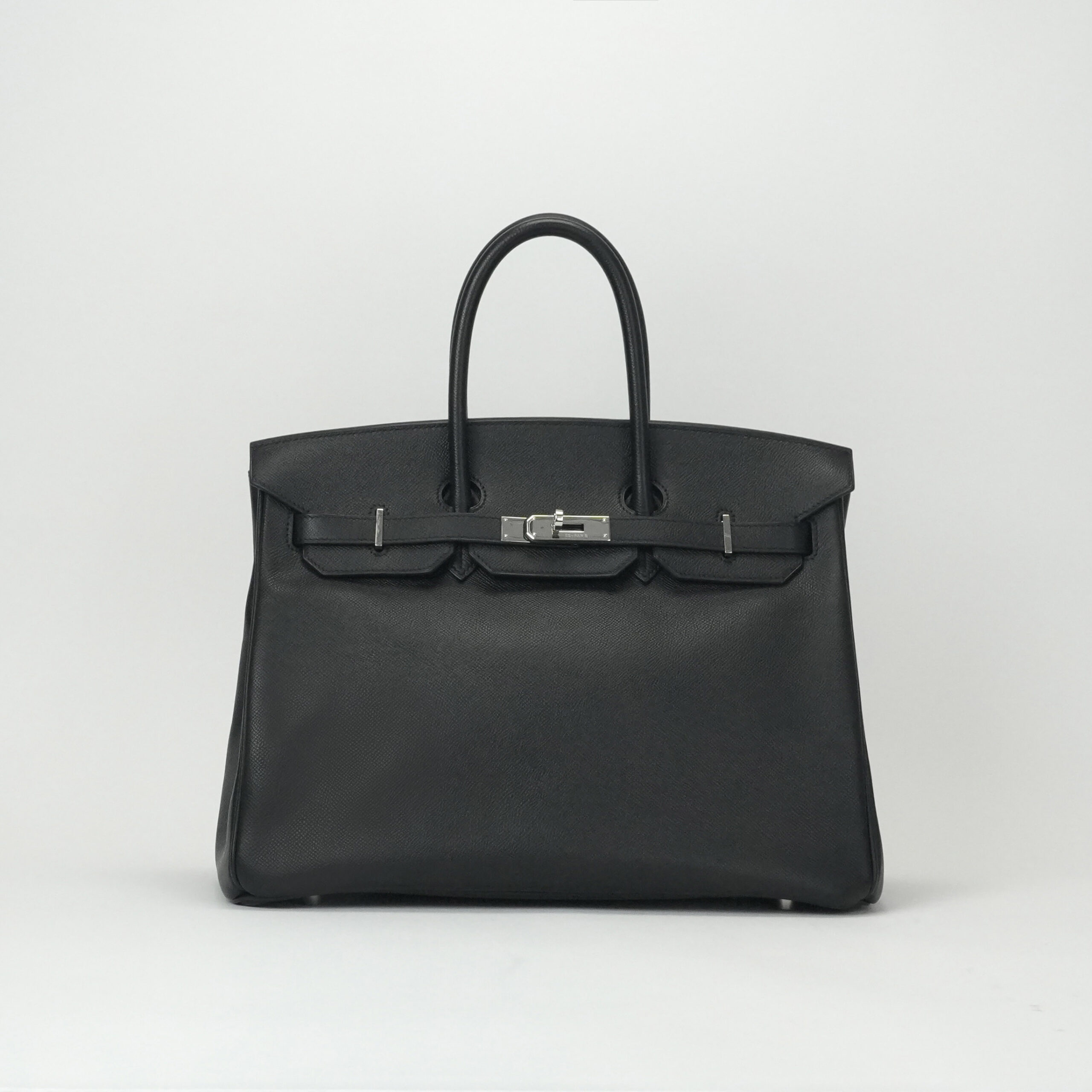 投稿記事「エルメス バーキン35 ヴォーエプソン ブラック シルバー金具を買取しました！」の商品画像