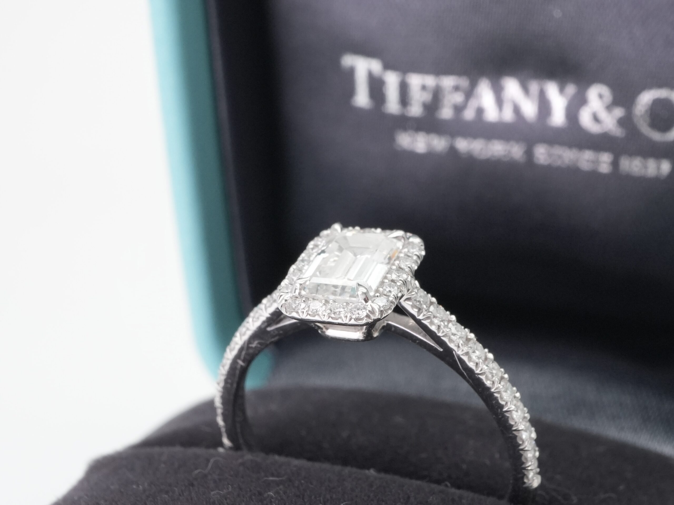 投稿記事「ティファニー ソレスト ダイヤ リングを買取しました！」の商品画像