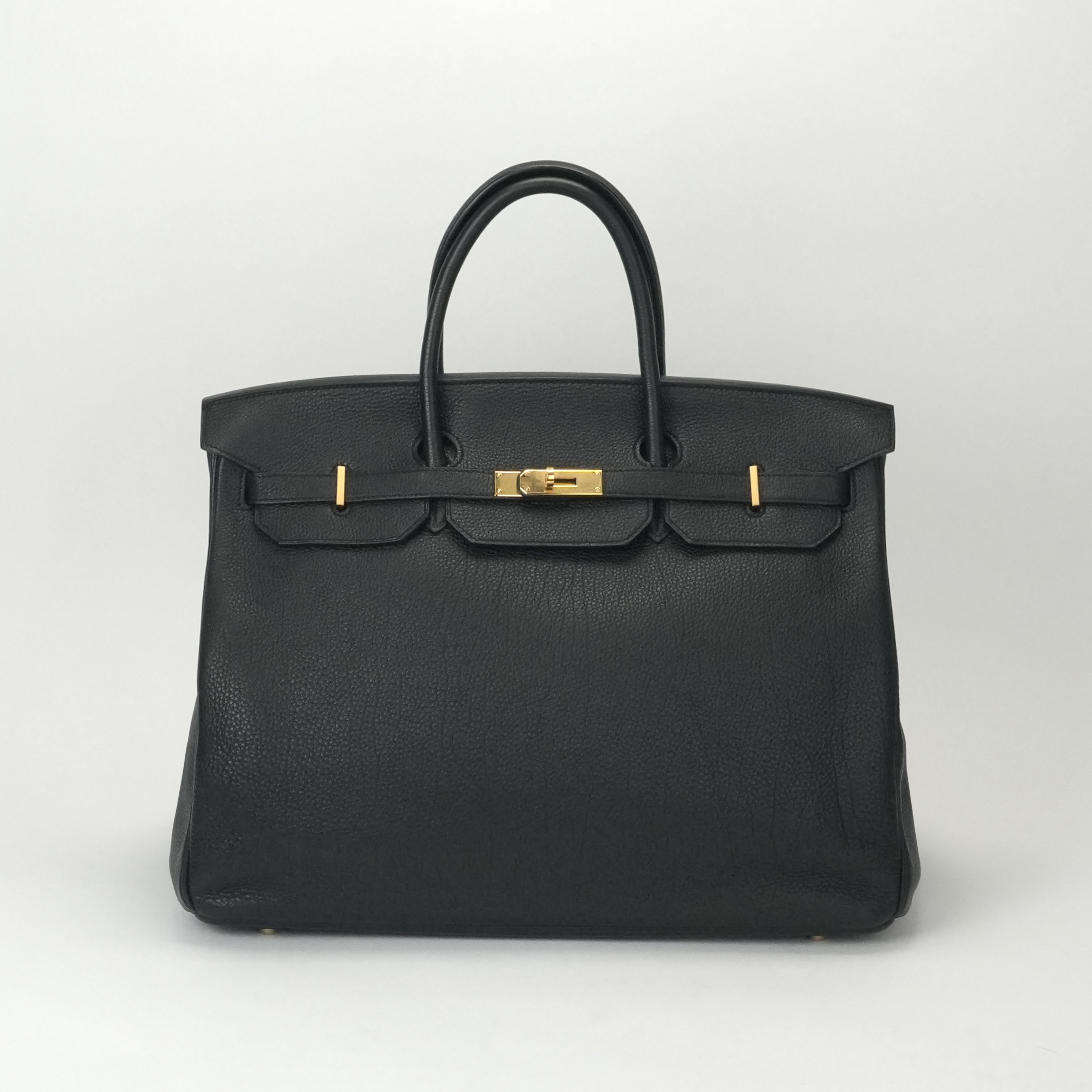 投稿記事「エルメス バーキン40 トゴ ブラック ゴールド金具を買取しました！」の商品画像