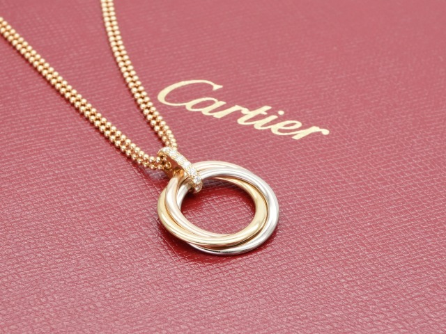 投稿記事「カルティエ トリニティ ダイヤネックレスを買取しました！」の商品画像