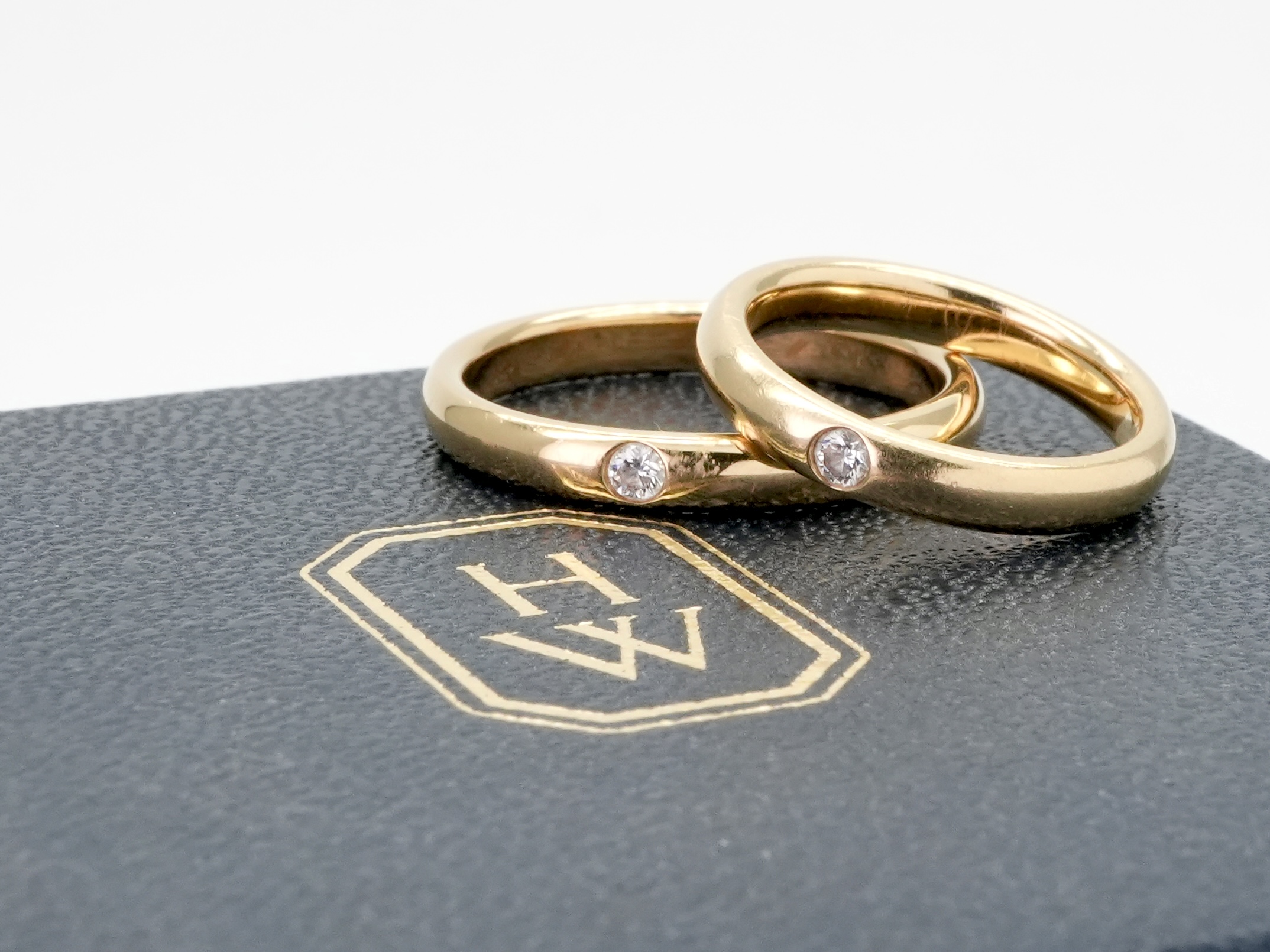 投稿記事「ハリーウィンストン ラウンドマリッジ ダイヤリングを買取しました！」の商品画像