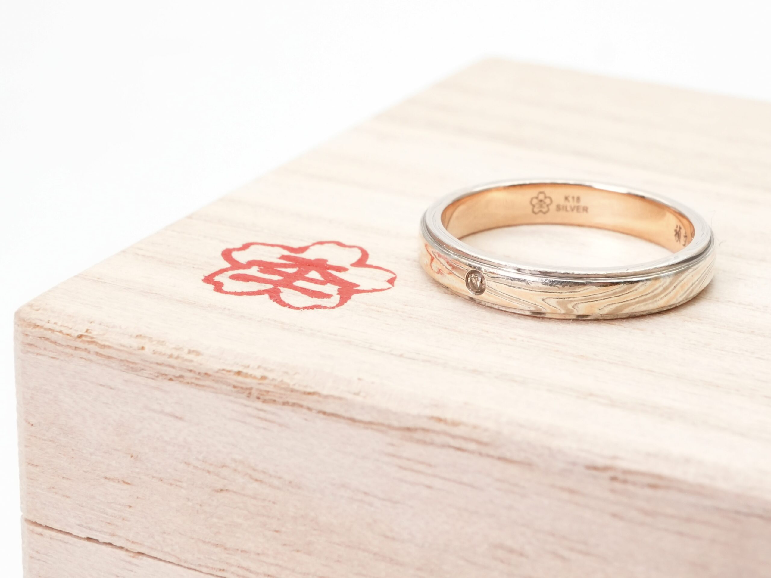 投稿記事「杢目金屋 雪銀花 マリッジリング を買取しました！」の商品画像