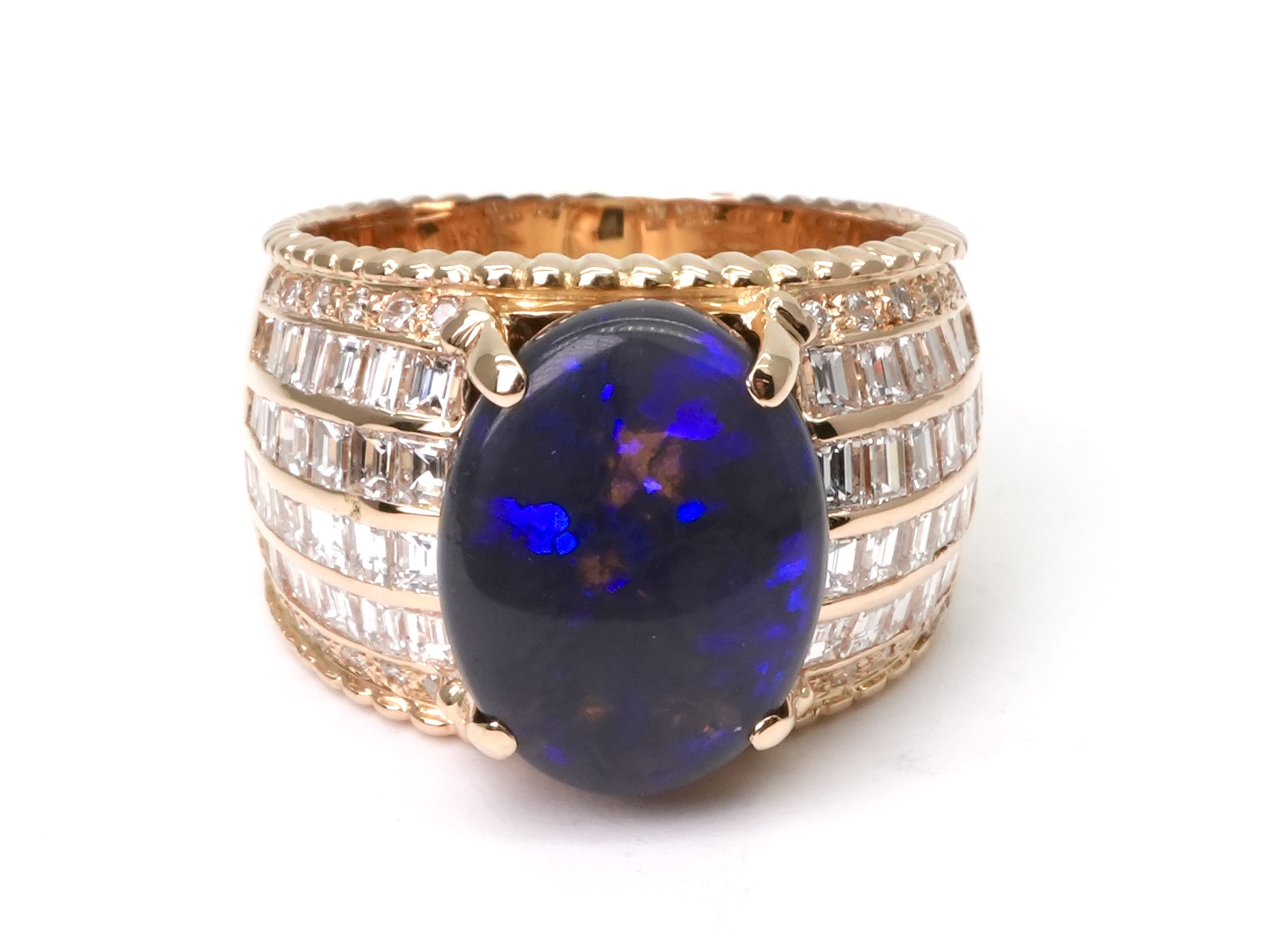 投稿記事「ブラックオパール 750 4.90ct D2.18ctを買取しました！」の商品画像