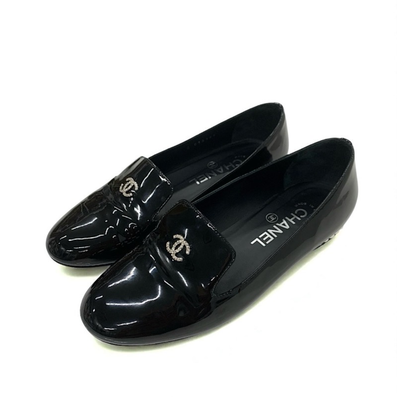 投稿記事「シャネル パテント パール ココマーク フラットシューズ ブラックを買取しました！」の商品画像