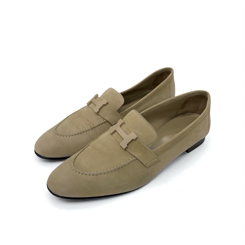 投稿記事「エルメス パリ スエード H金具 ローファー ベージュを買取しました！」の商品画像