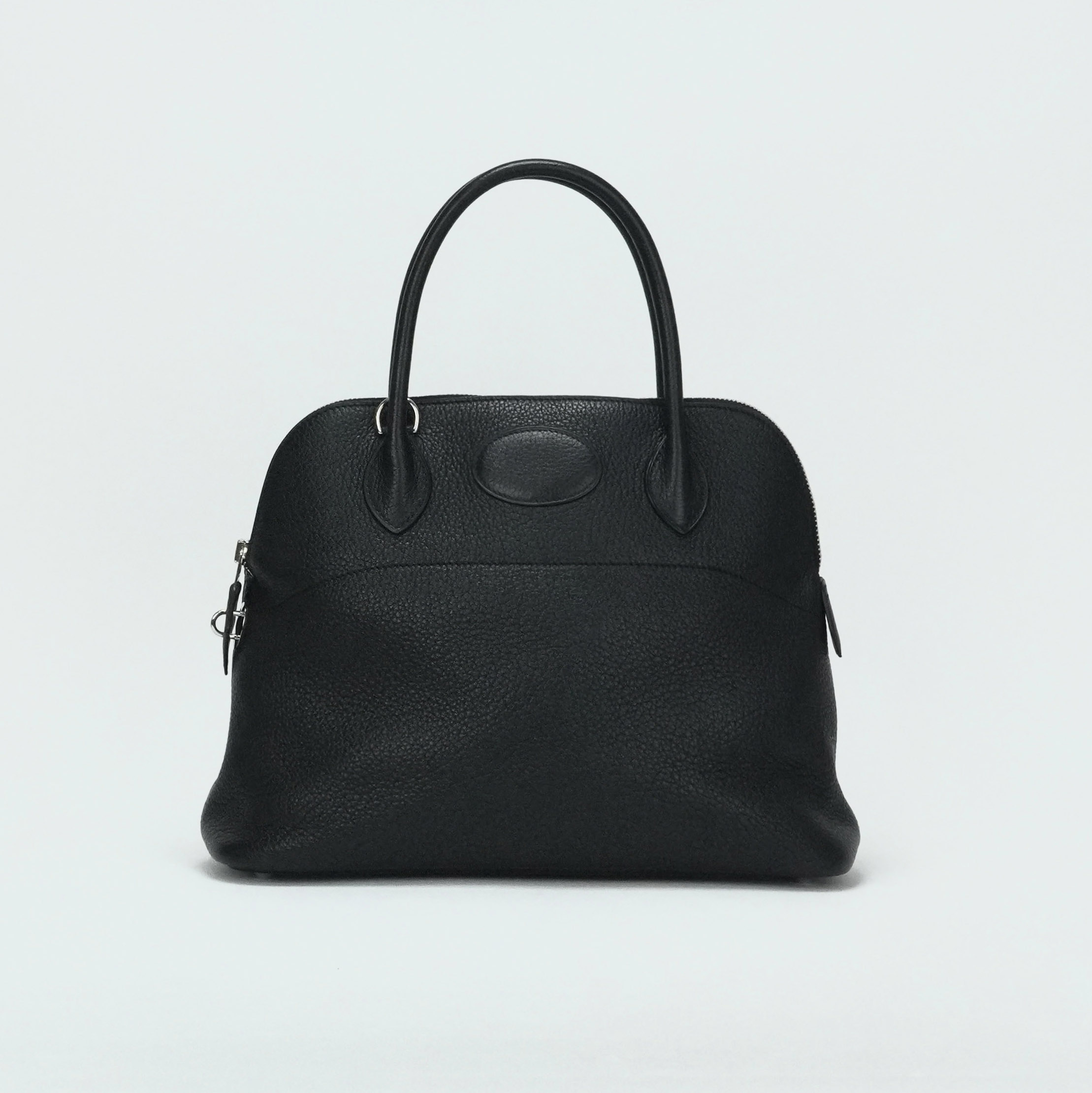 投稿記事「エルメス ボリード31 トリヨンクレマンス ブラック シルバー金具を買取しました！」の商品画像