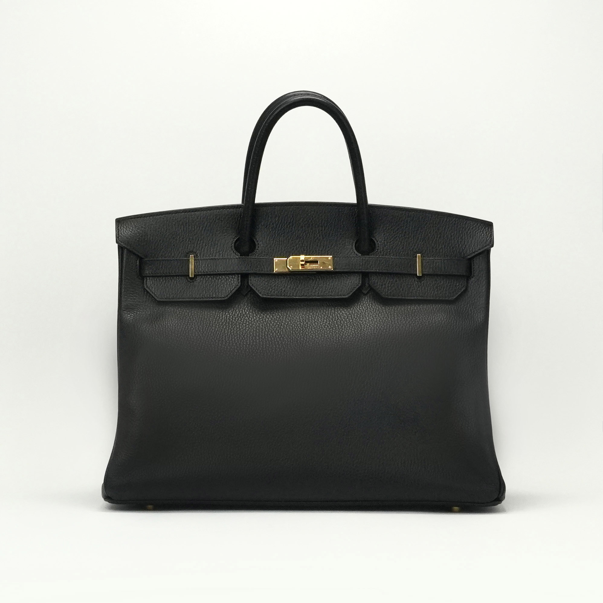 投稿記事「エルメス バーキン40 アルデンヌ ブラック ゴールド金具を買取しました！」の商品画像