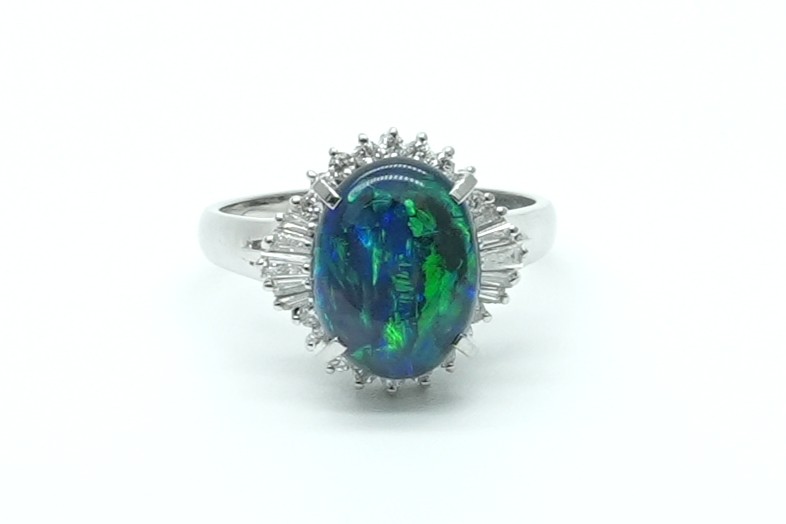 投稿記事「ブラックオパール ダイヤ リング Pt900 3.91ct D0.57ctを買取しました！」の商品画像