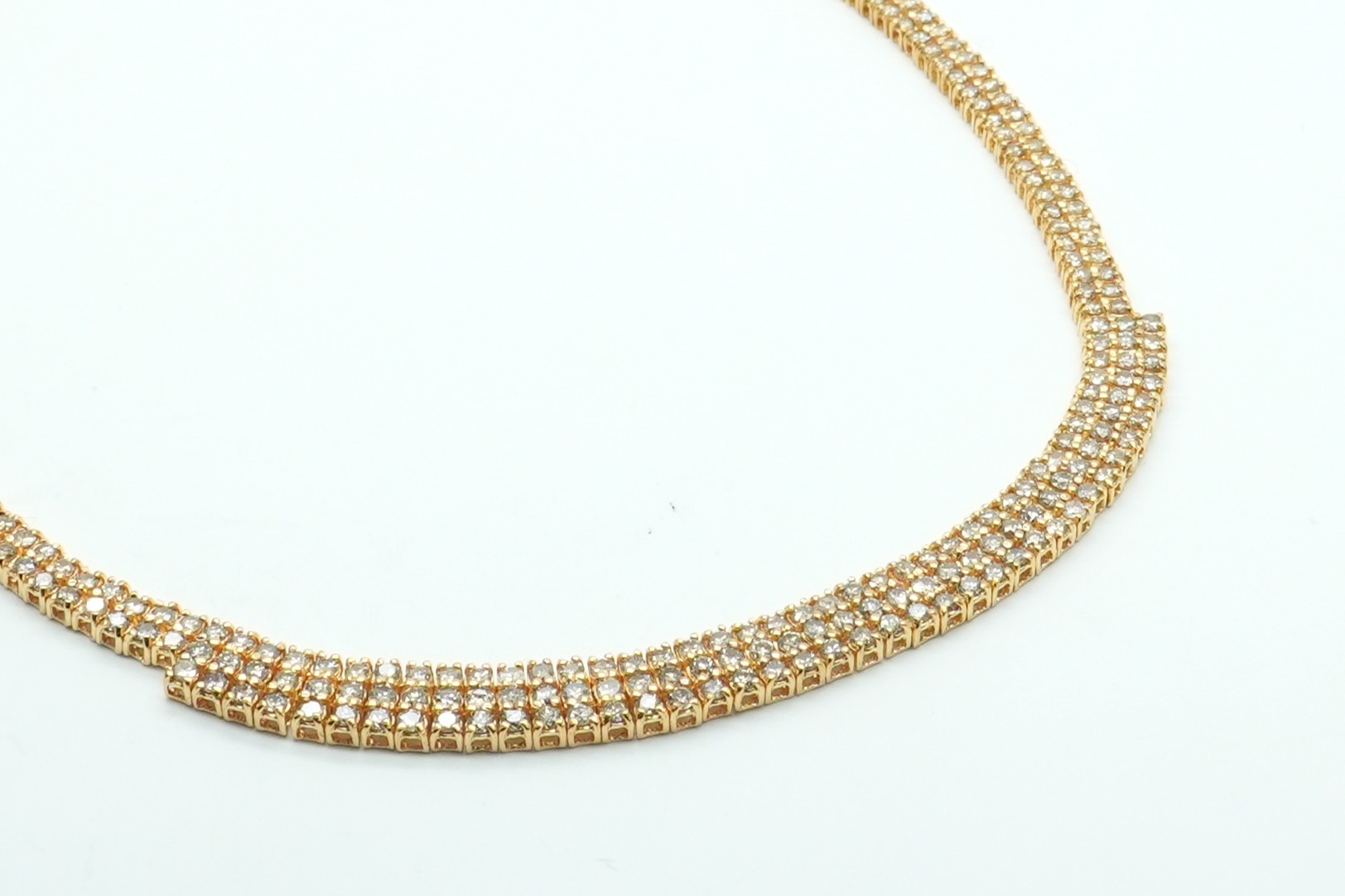 投稿記事「ダイヤ ネックレス K18D11.00ctを買取しました！」の商品画像