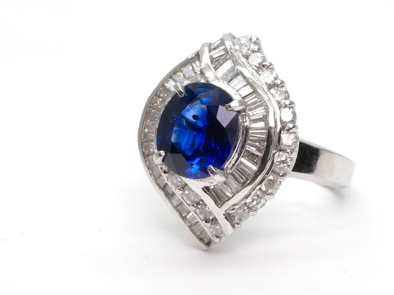 高品質なサファイアリングのイメージ画像