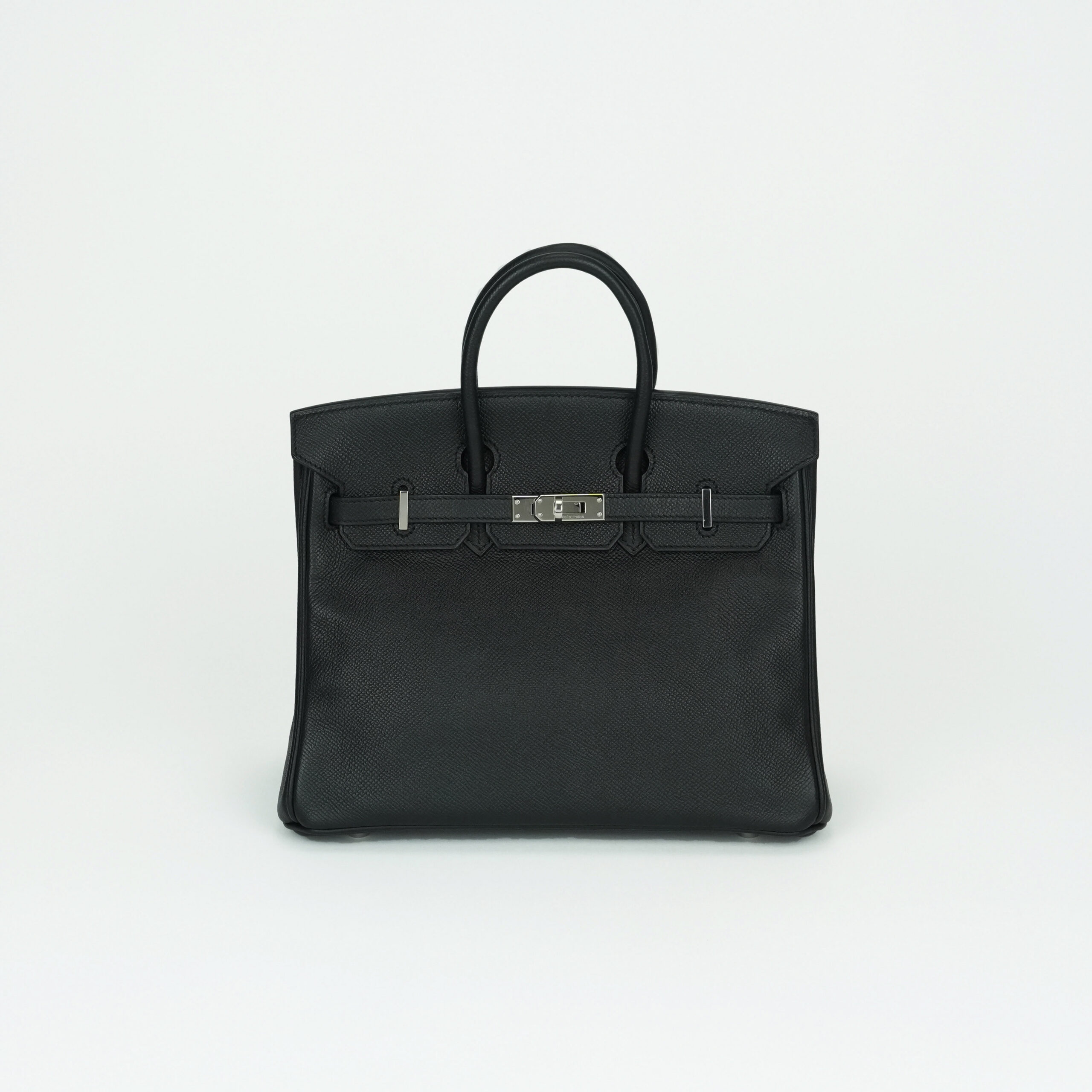 投稿記事「エルメス バーキン25 エプソン ブラック シルバー金具 を買取しました！」の商品画像