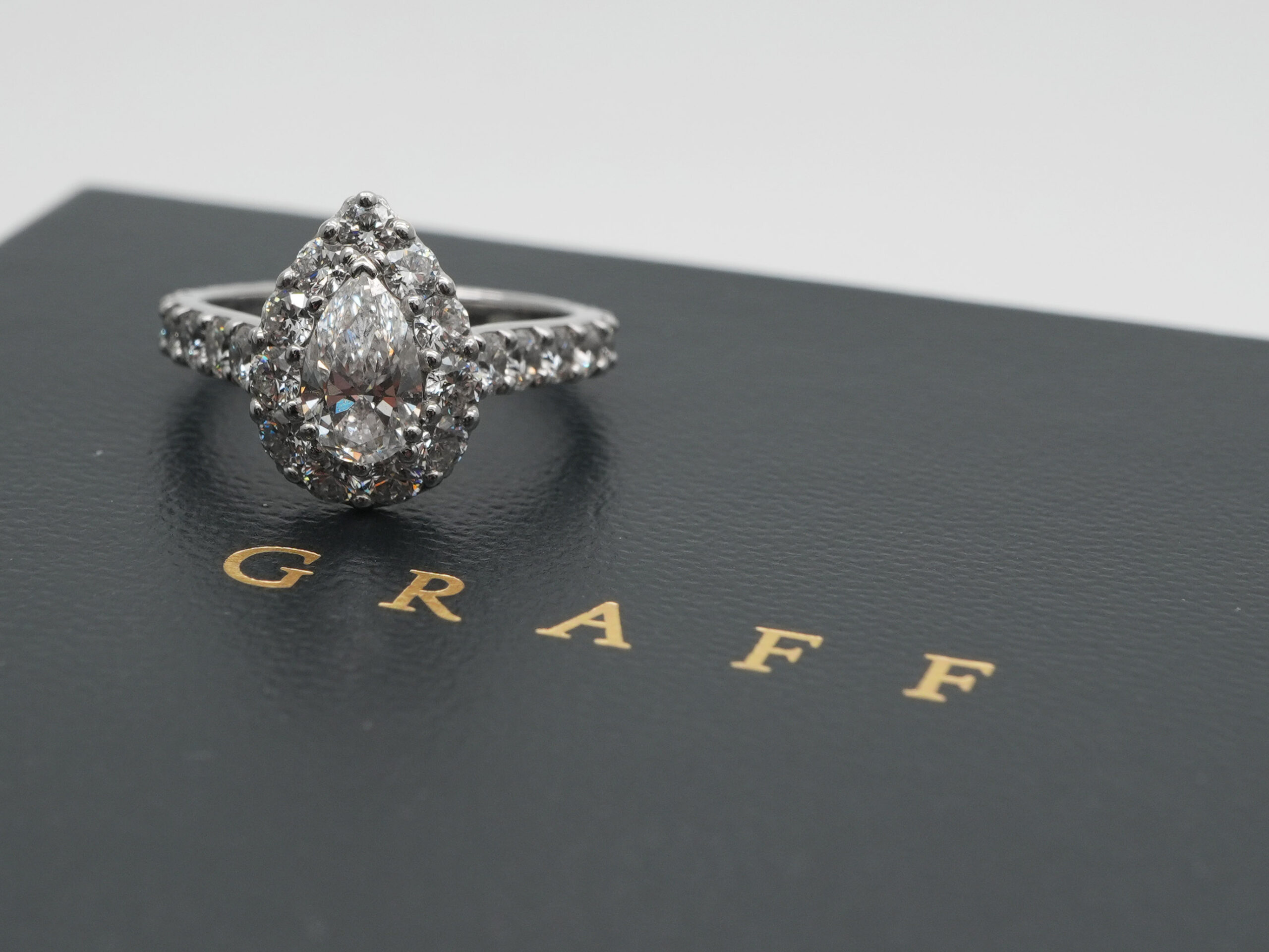 投稿記事「俄 京杢目 一路 ペアリング Pt950 750を買取しました！」の商品画像