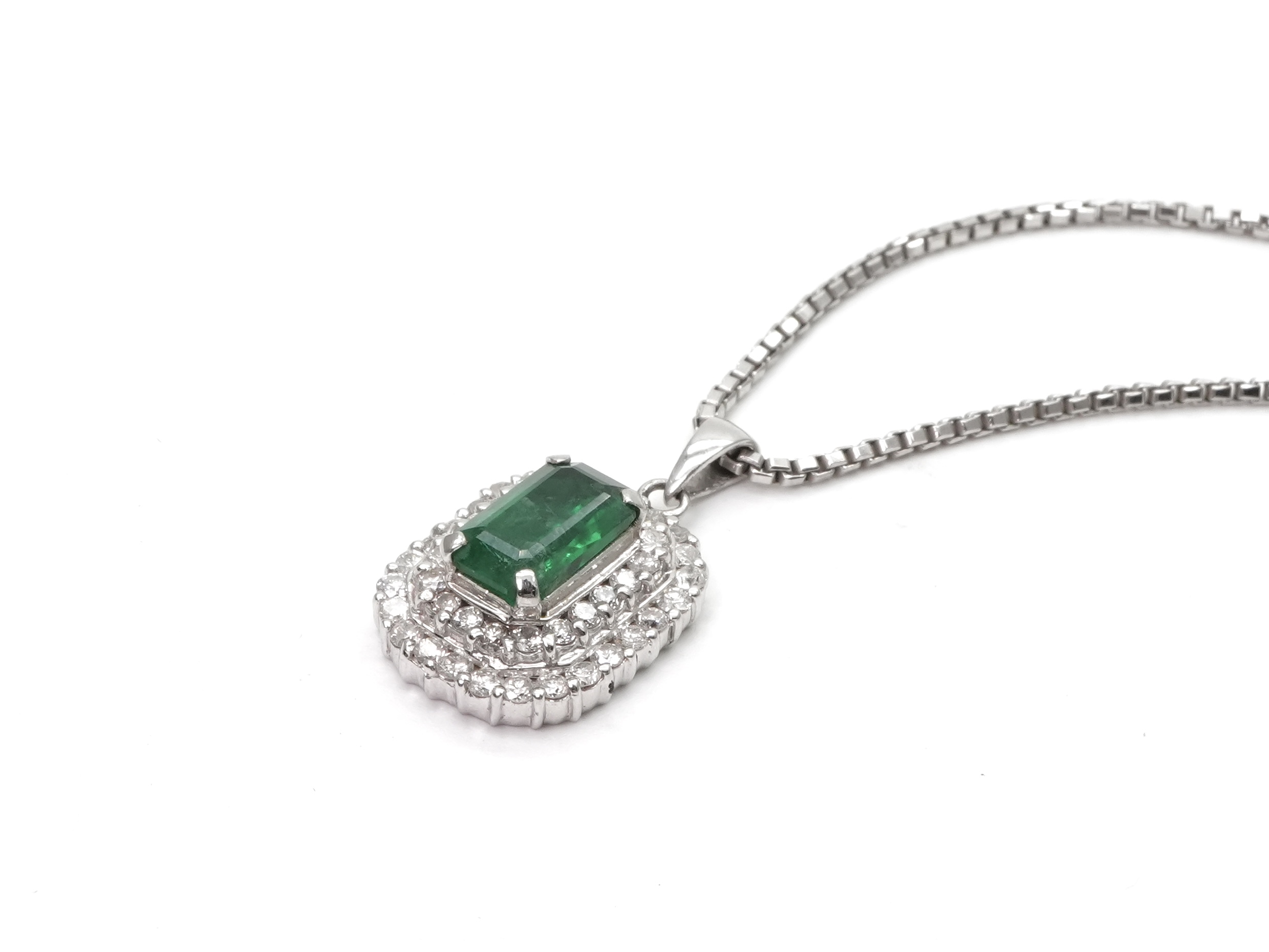 投稿記事「エメラルド ダイヤ ネックレス Pt850/Pt900 1.57ct D0.86ctを買取しました！」の商品画像