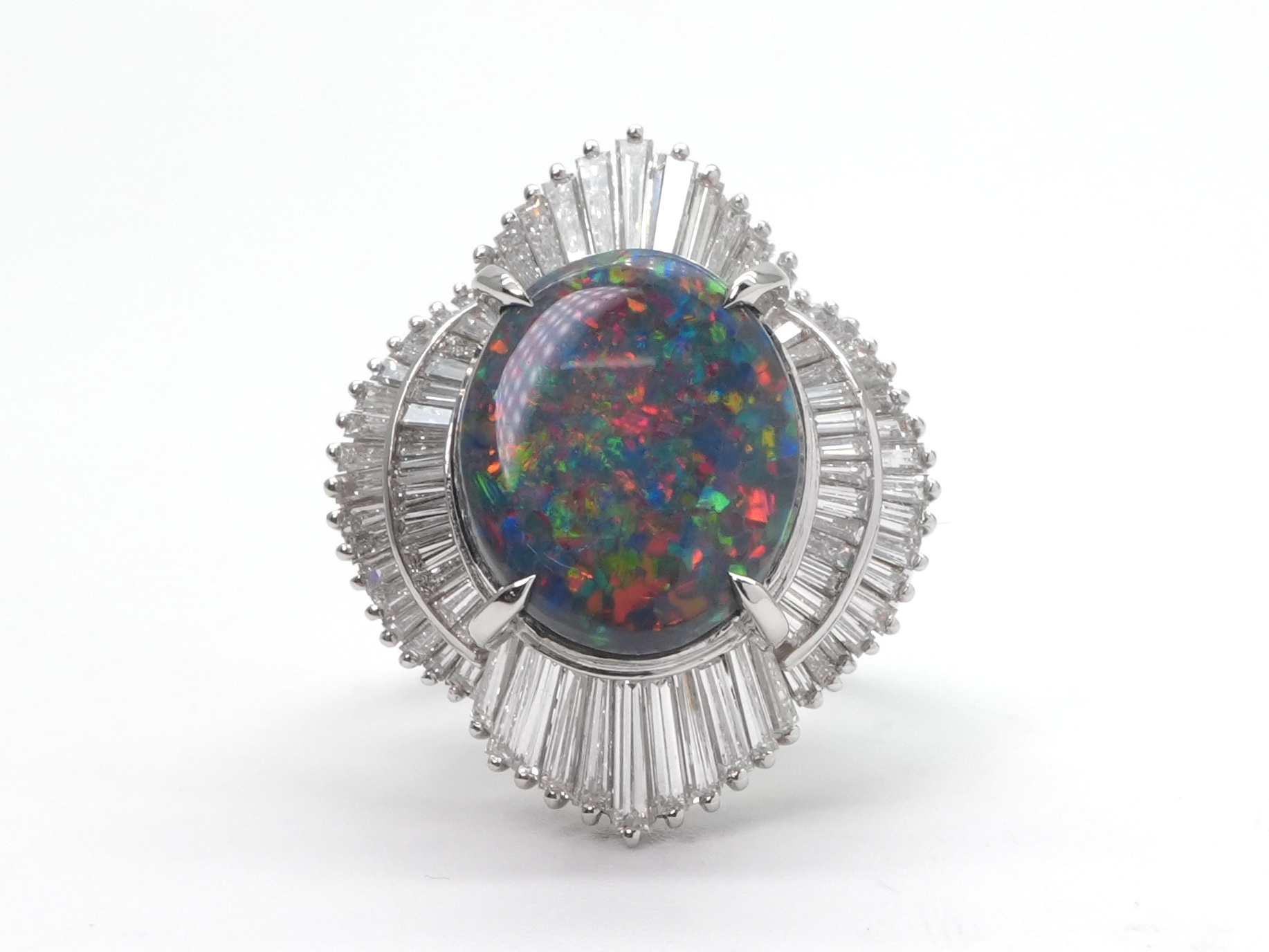 投稿記事「ブラックオパール　ダイヤモンド　リング　Pt900　4.89ct　D2.01ctを買取しました！」の商品画像