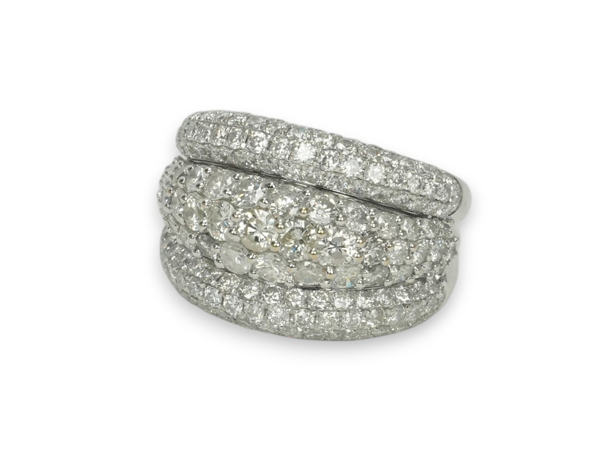 投稿記事「ダイヤモンド リング K18 4.39ct ゴールドを買取しました！」の商品画像