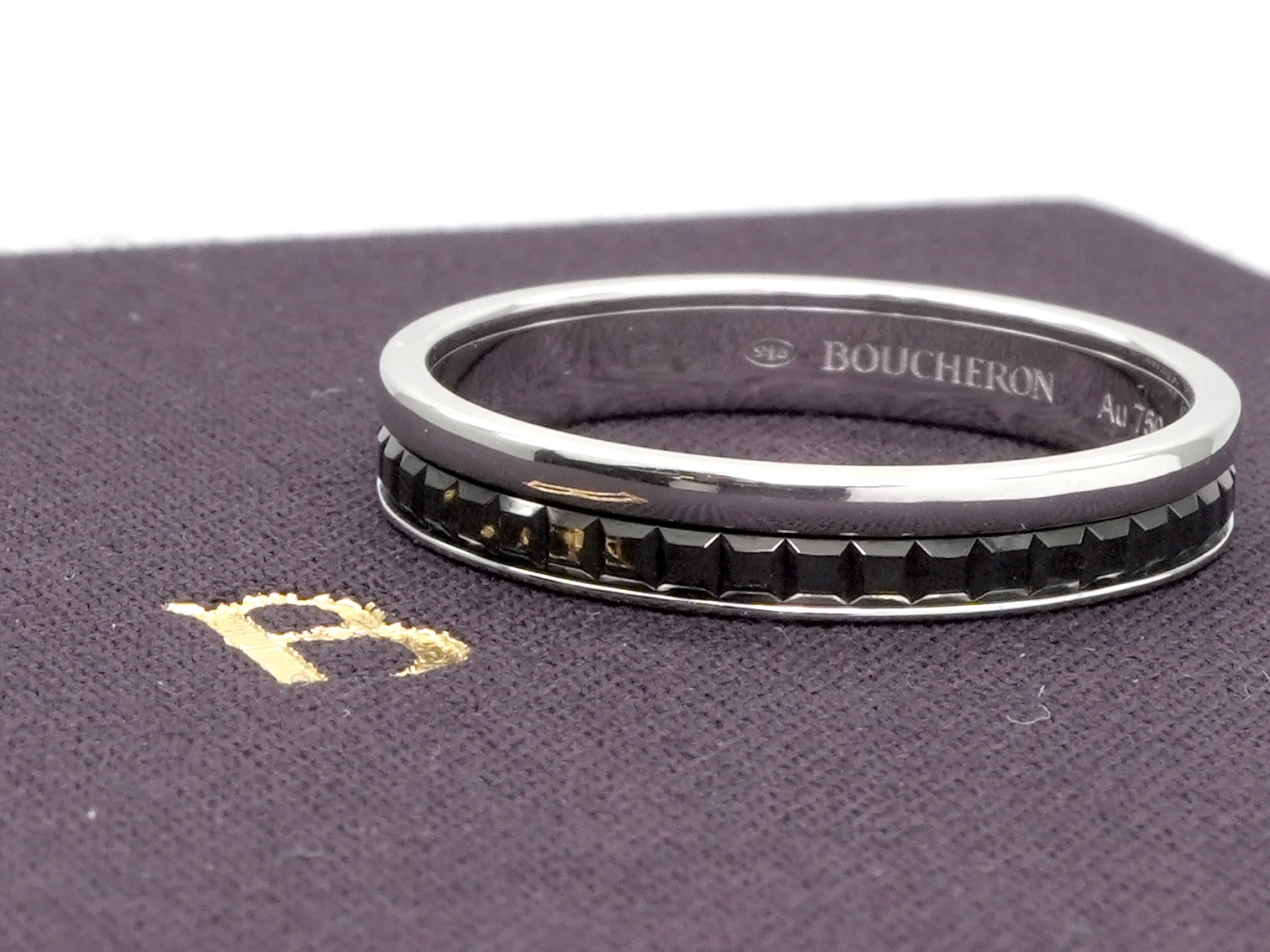 投稿記事「ブシュロン キャトル ブラック リング ハーフを買取しました！」の商品画像