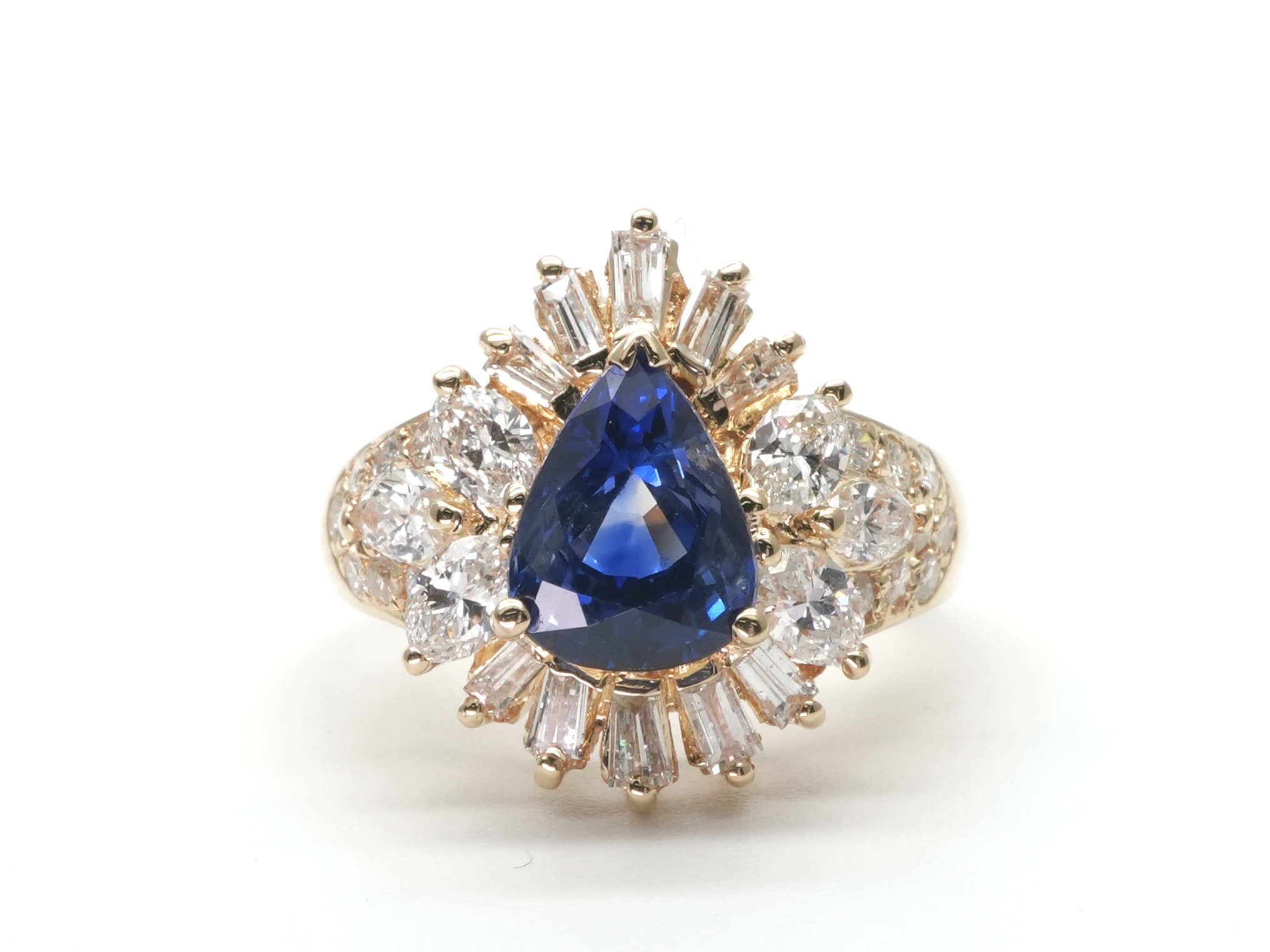 投稿記事「サファイヤ ダイヤ リング K18 2.49ct D1.46ctを買取しました！」の商品画像