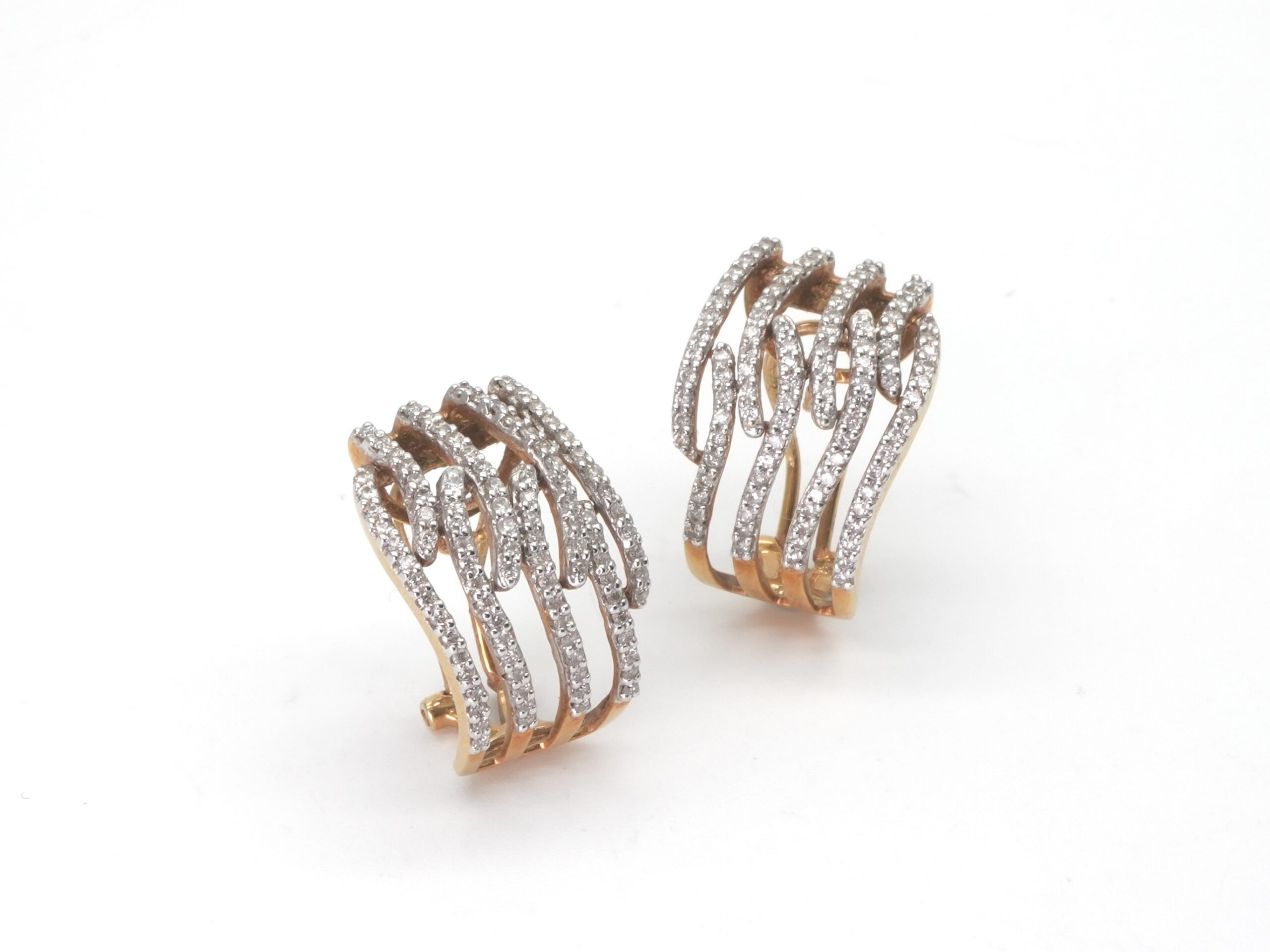 投稿記事「ダイヤモンド イヤリング K18を買取しました！」の商品画像