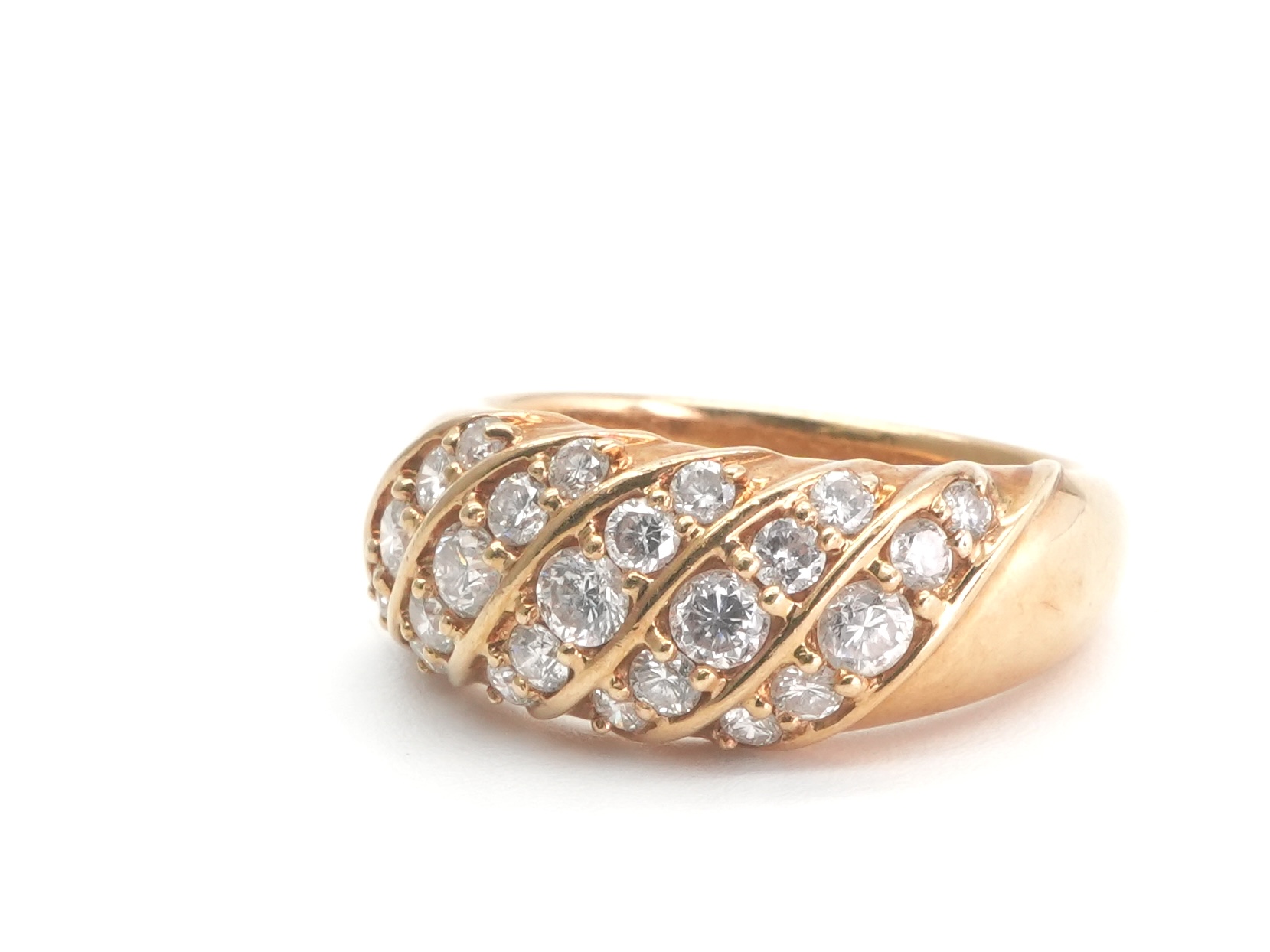 投稿記事「ダイヤモンド リング K18 1.04ctを買取しました！」の商品画像