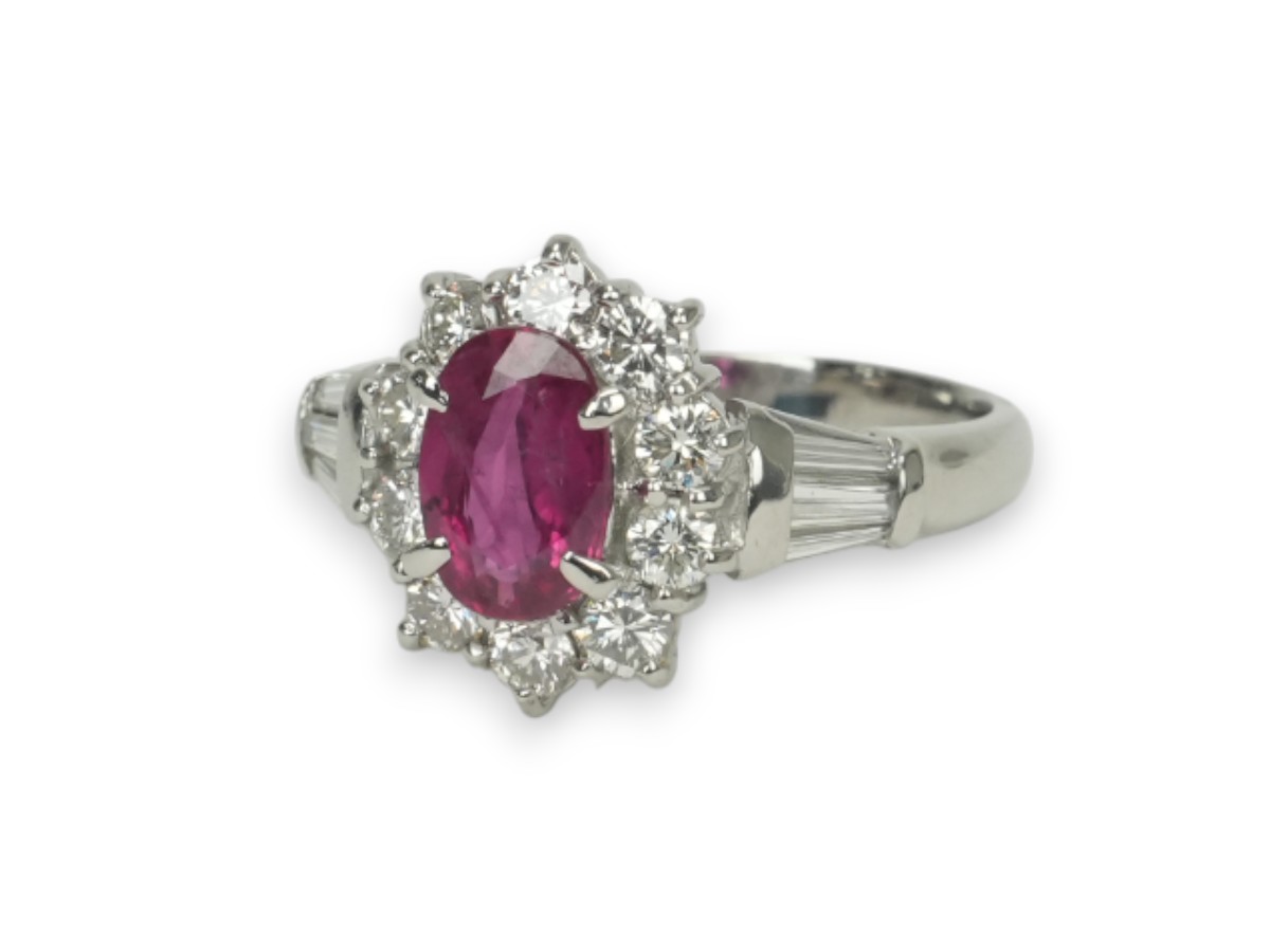 投稿記事「ルビー ダイヤモンド リング Pt900 1.307ct D1.00ctを買取しました！」の商品画像