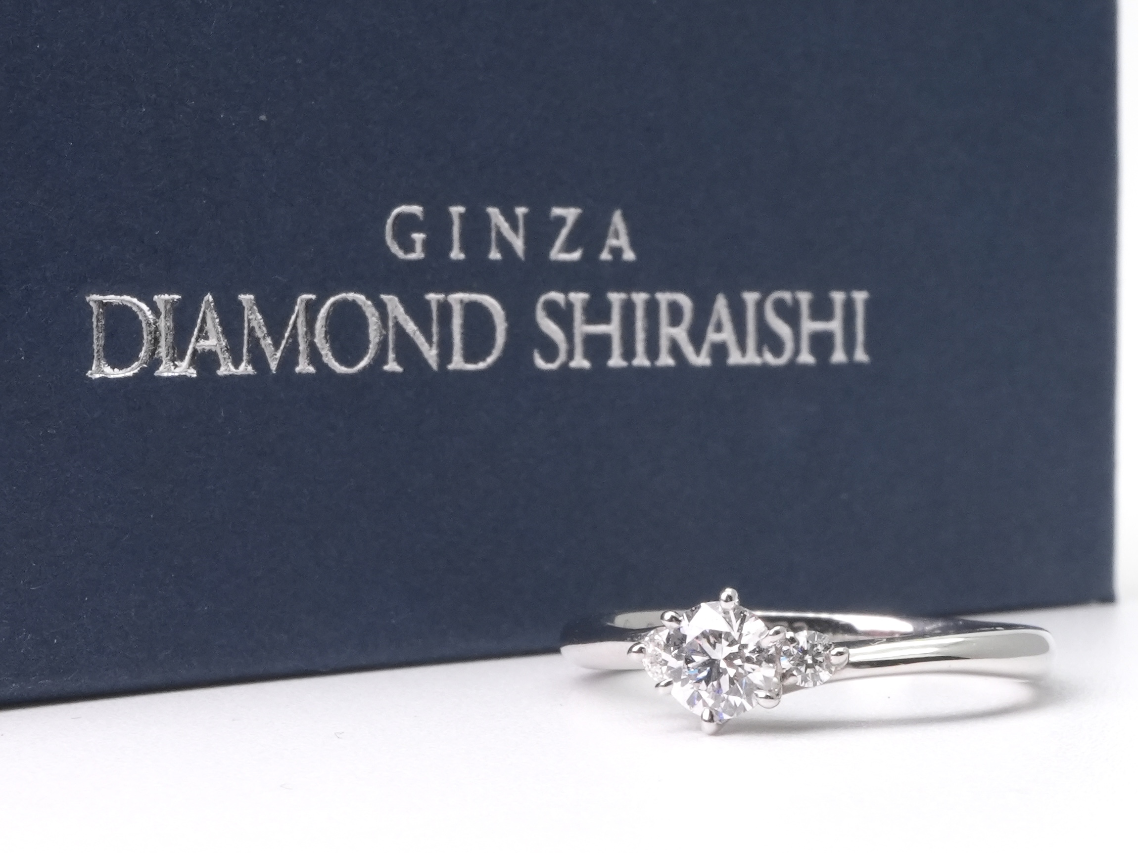 投稿記事「ダイヤモンドシライシ エンゲージリング プラチナ ダイヤモンド 0.26ct Pt950を買取しました！」の商品画像