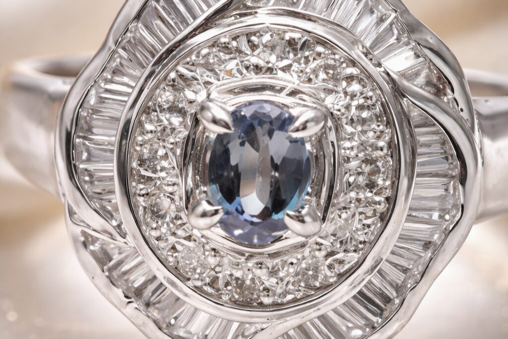 高品質なアレキサンドライトのリング