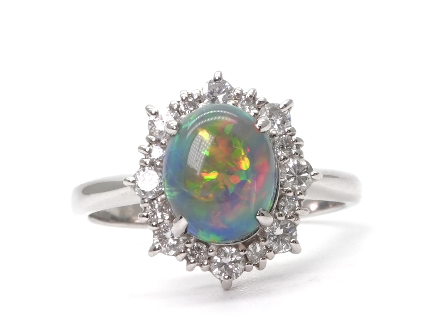 投稿記事「オパール ダイヤ リング Pt850 1.72ct D0.38ctを買取しました！」の商品画像